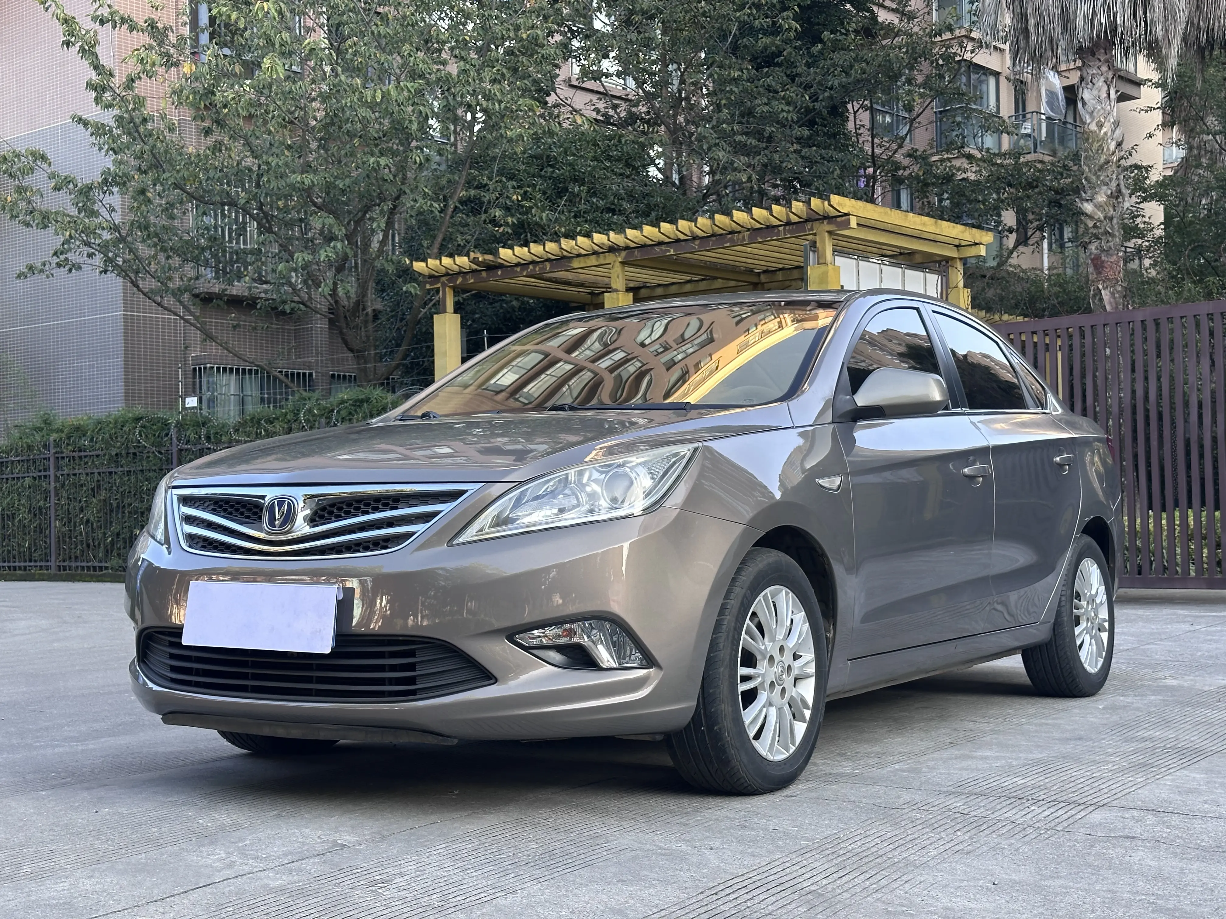 Changan Escape  из Китая