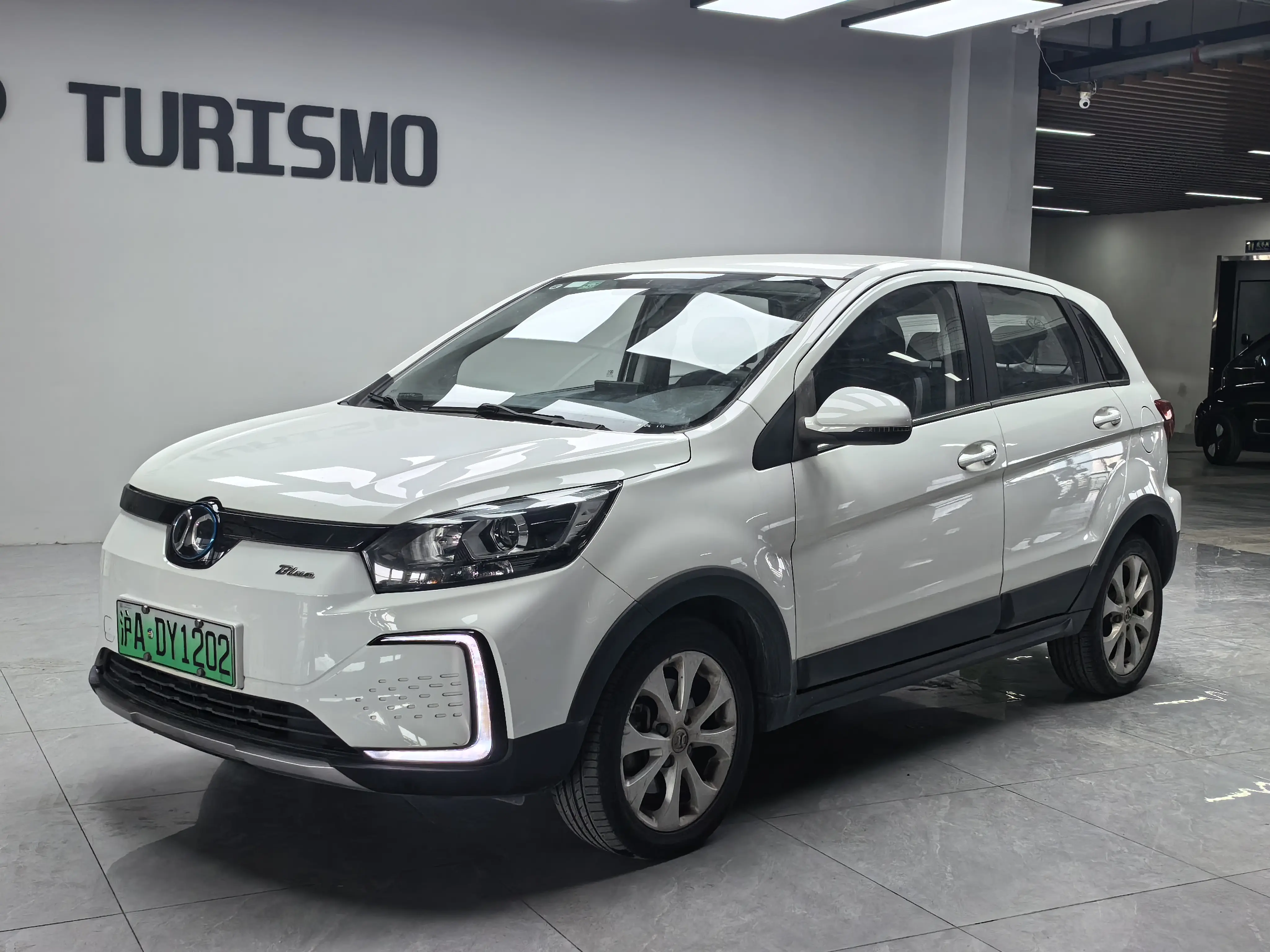 BAIC New Energy EC5  из Китая