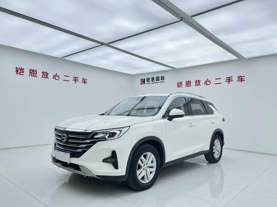 GAC Trumpchi GS5  из Китая