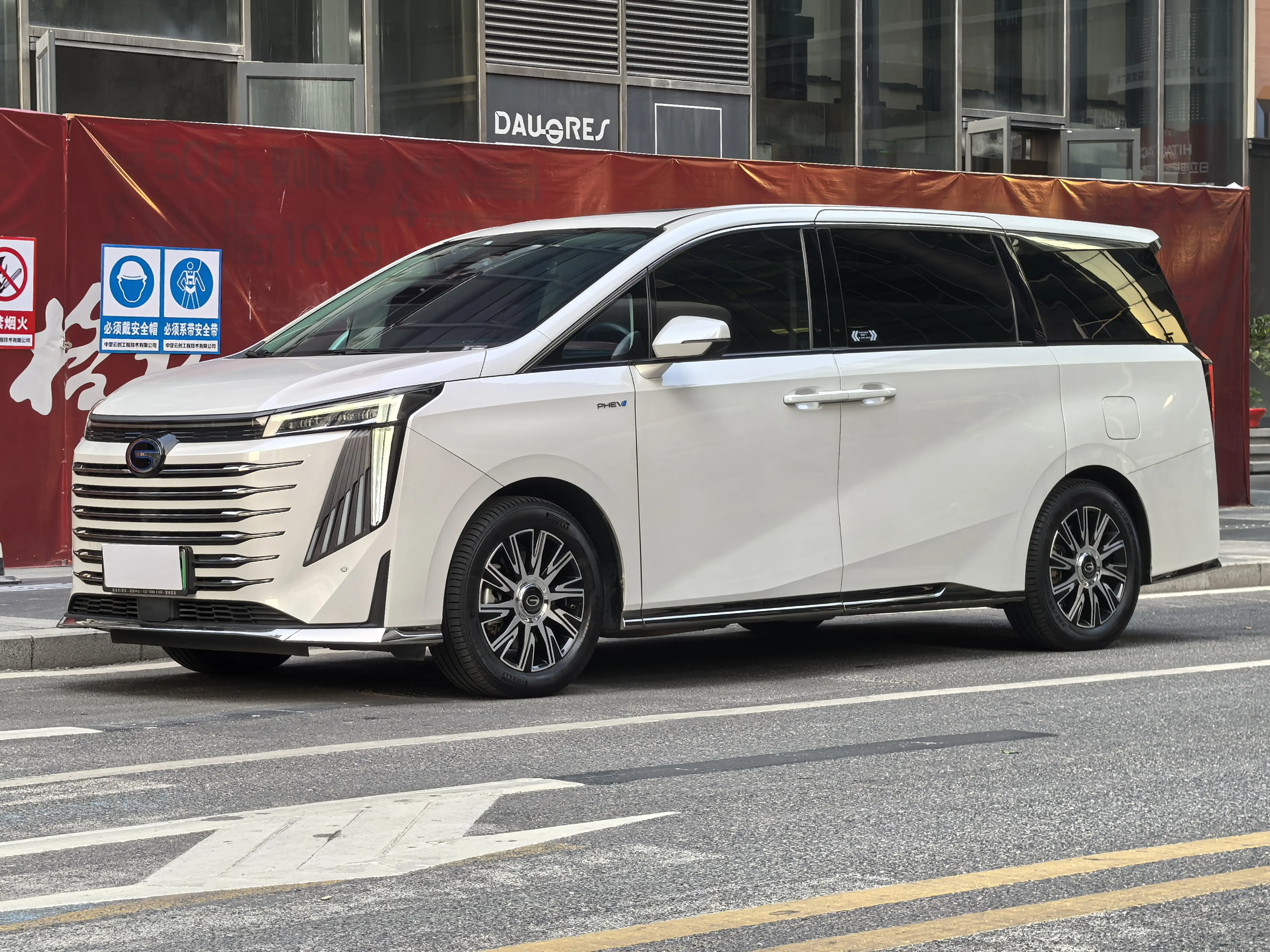 GAC Trumpchi E9 PHEV  из Китая