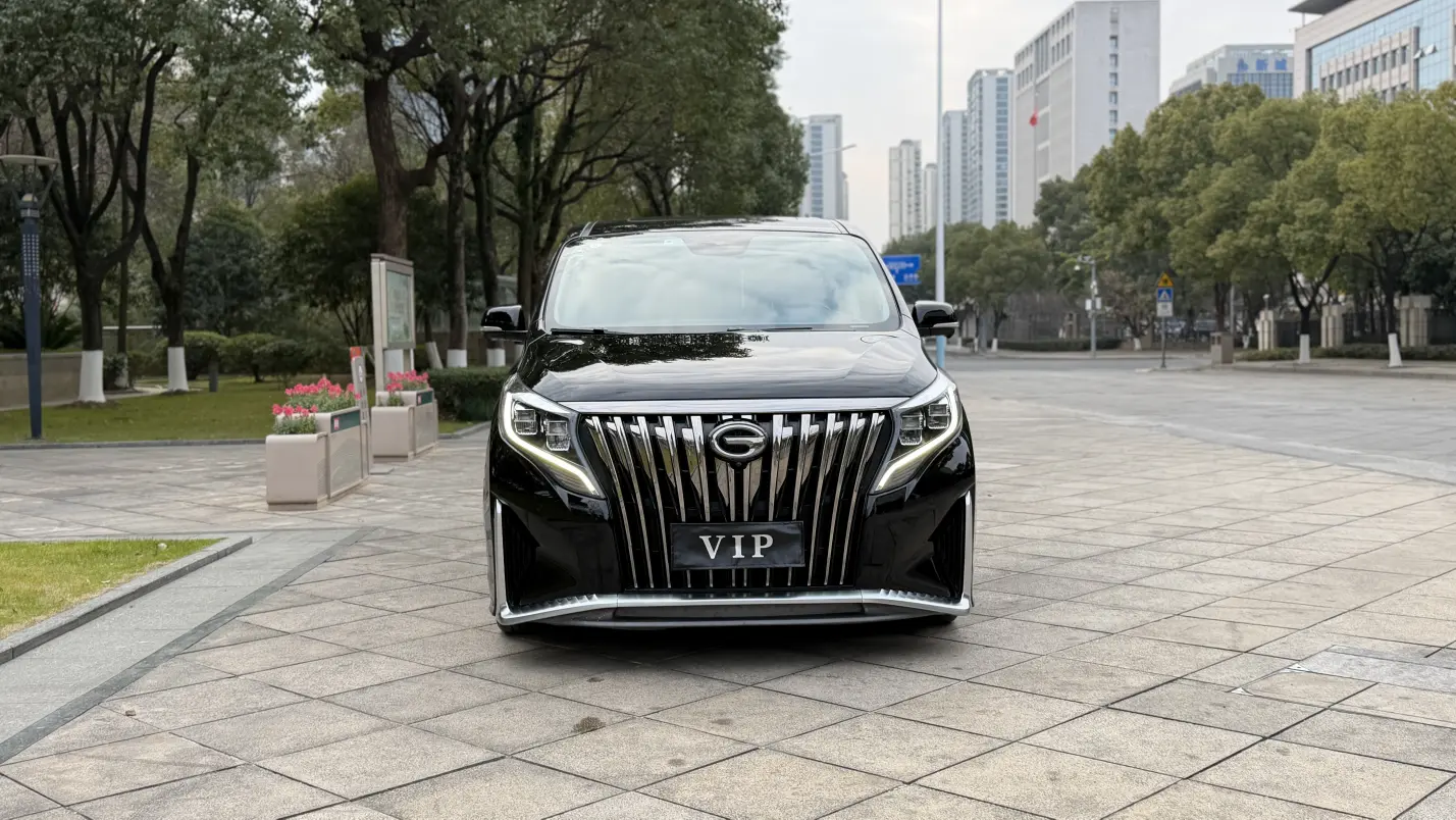 GAC Trumpchi M8  из Китая