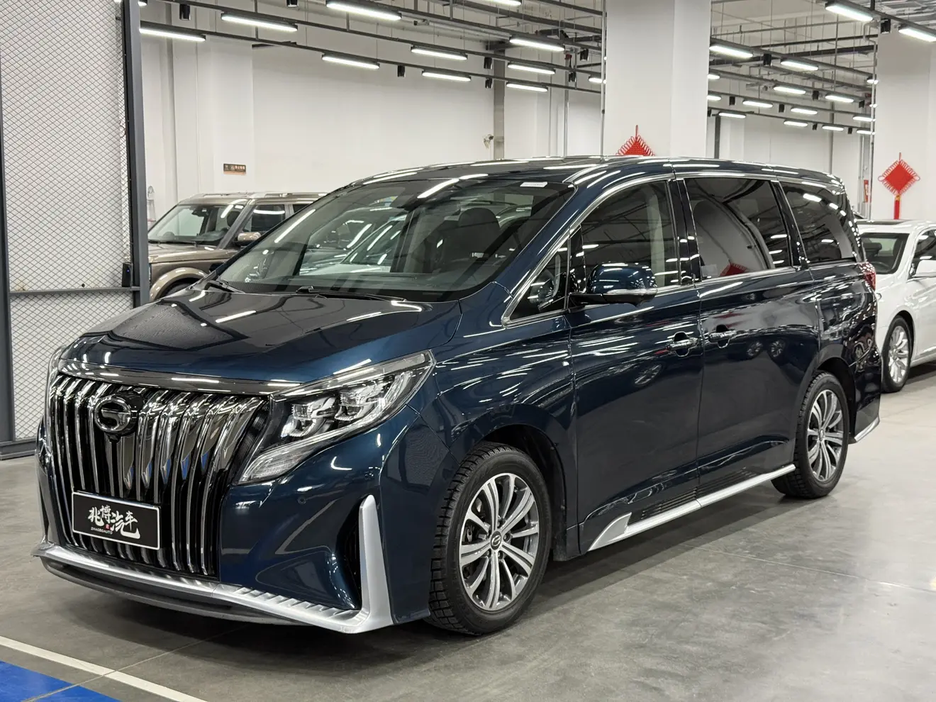 GAC Trumpchi M8  из Китая