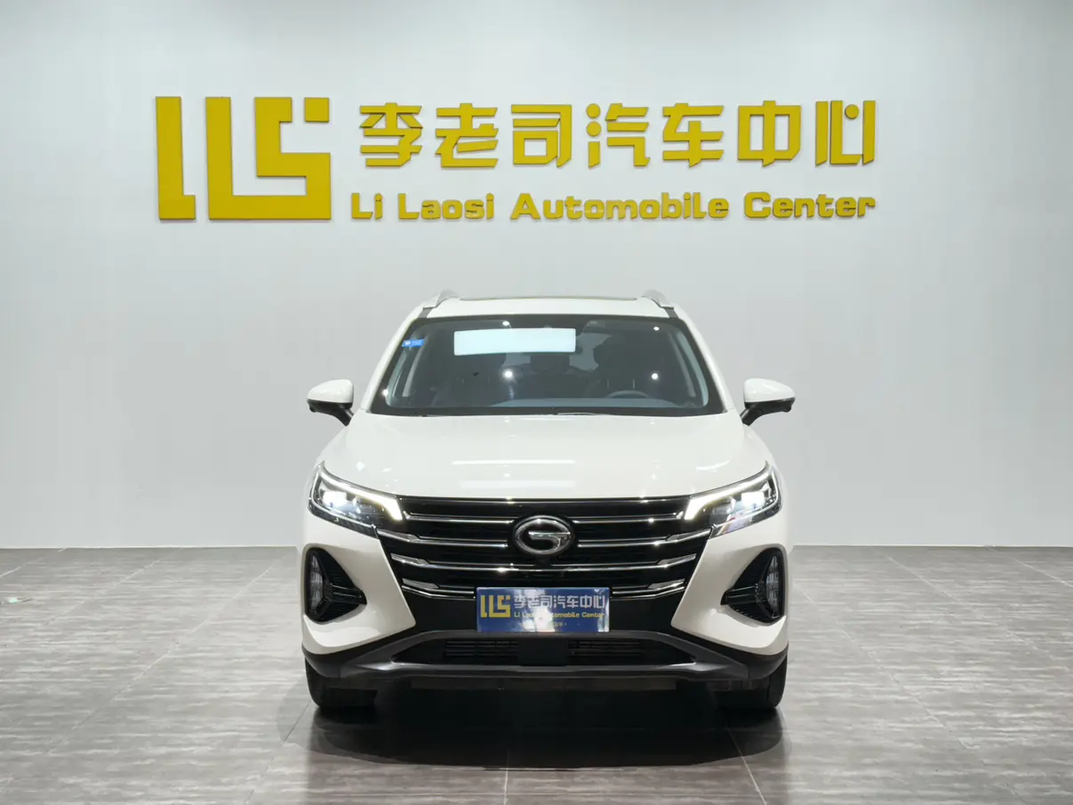 GAC Trumpchi GS4  из Китая