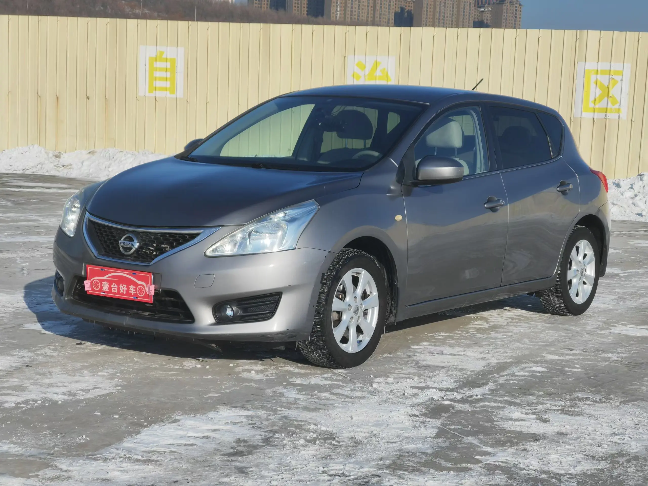 Nissan Tiida  из Китая