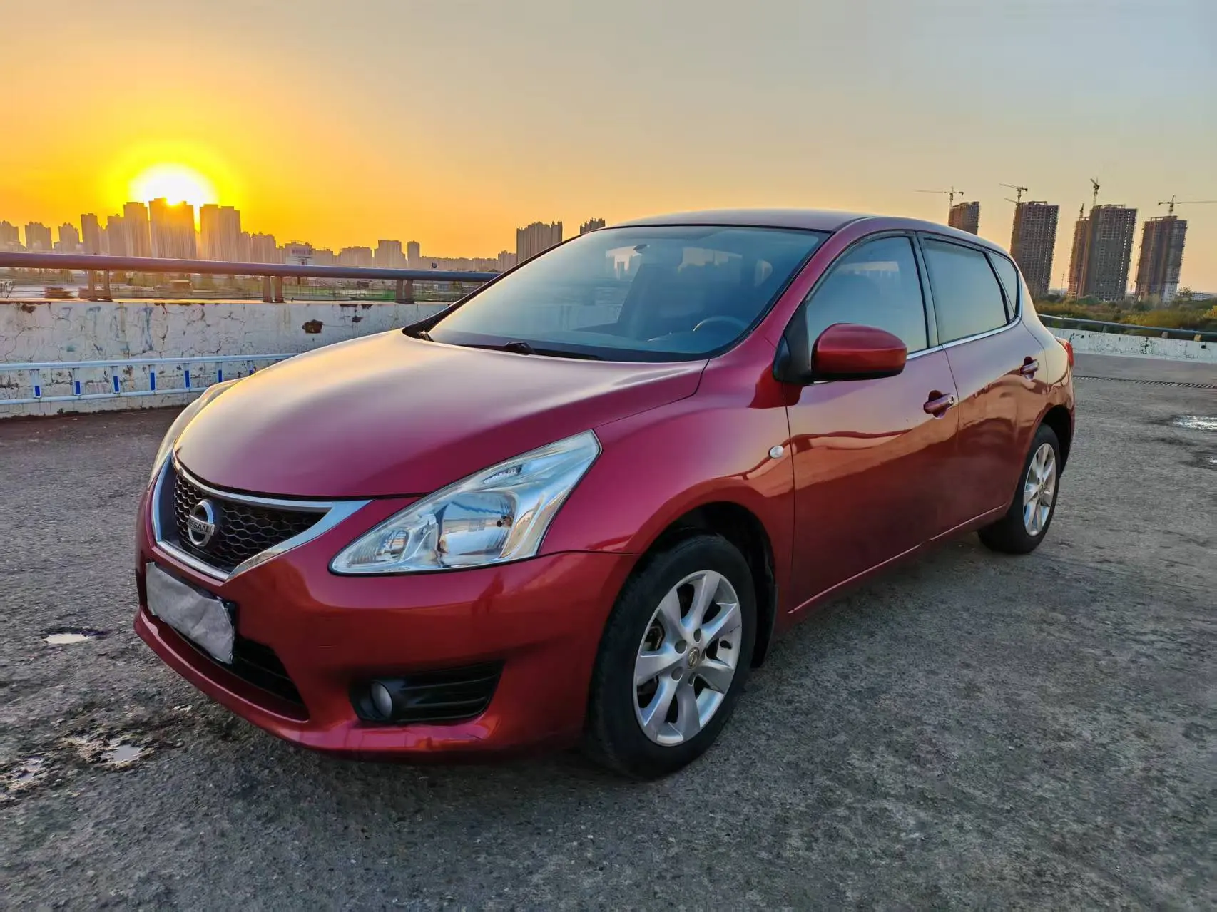 Nissan Tiida  из Китая