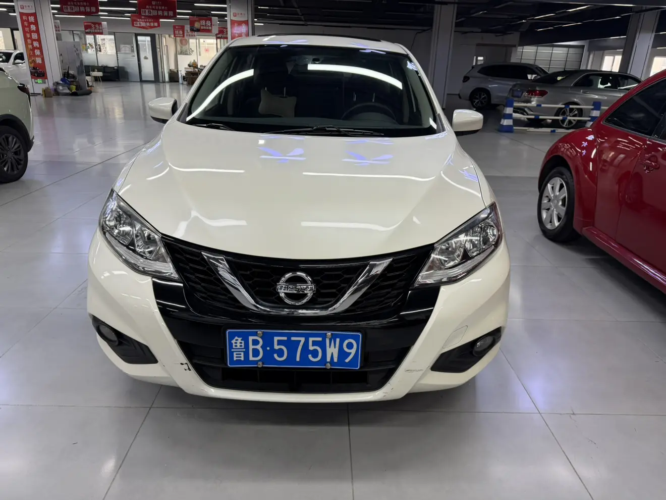 Nissan Tiida  из Китая