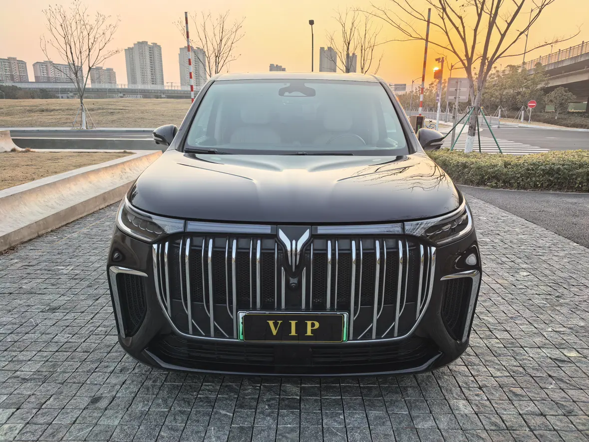 Voyah Lantu Dreamer PHEV  из Китая