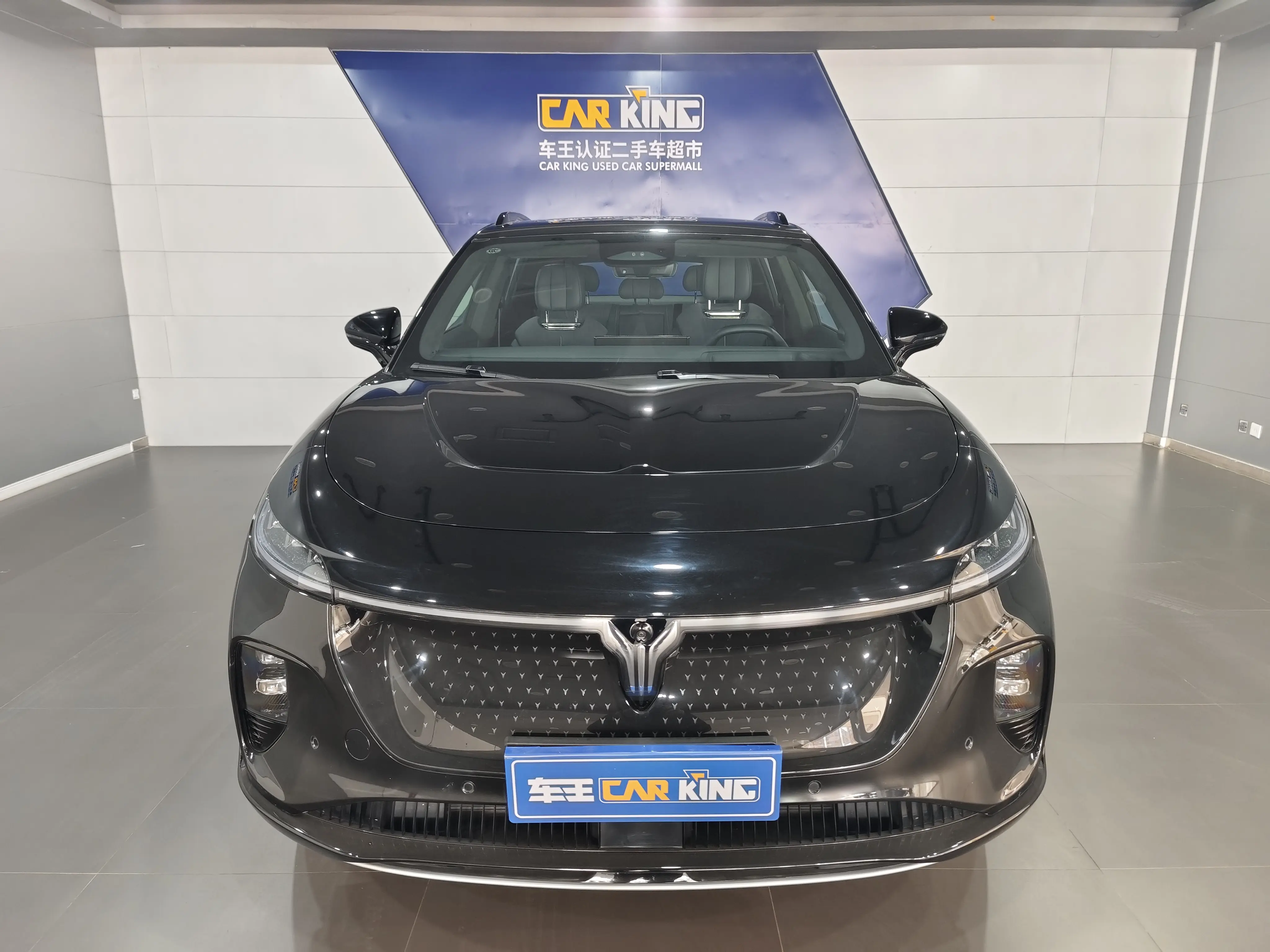 Voyah Courage  из Китая