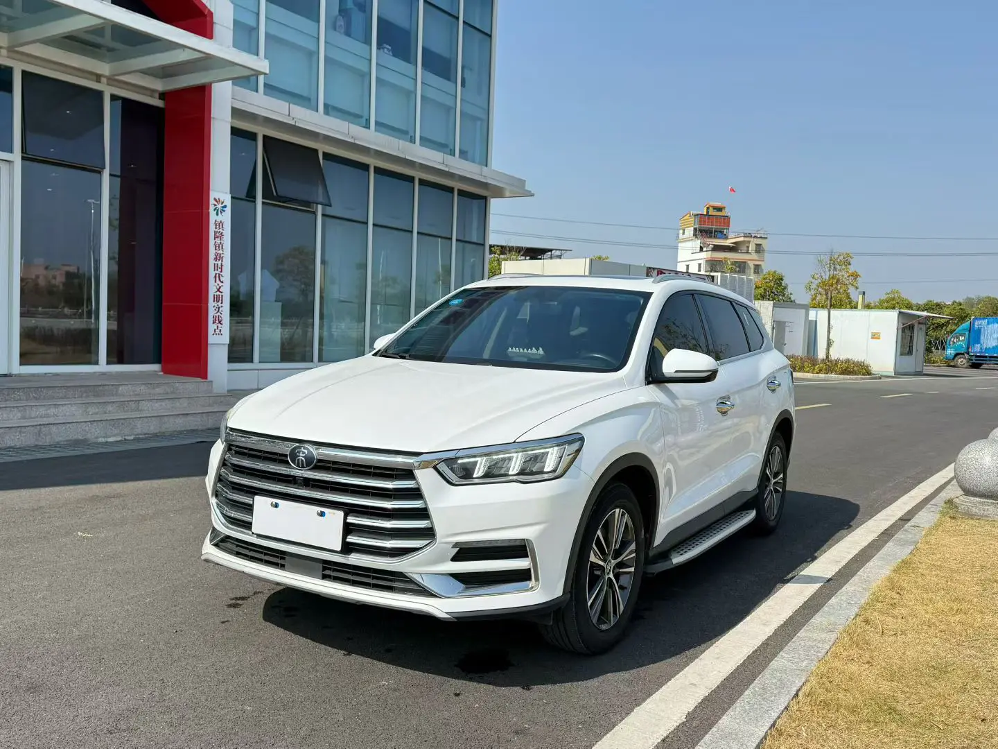 BYD Song Pro  из Китая