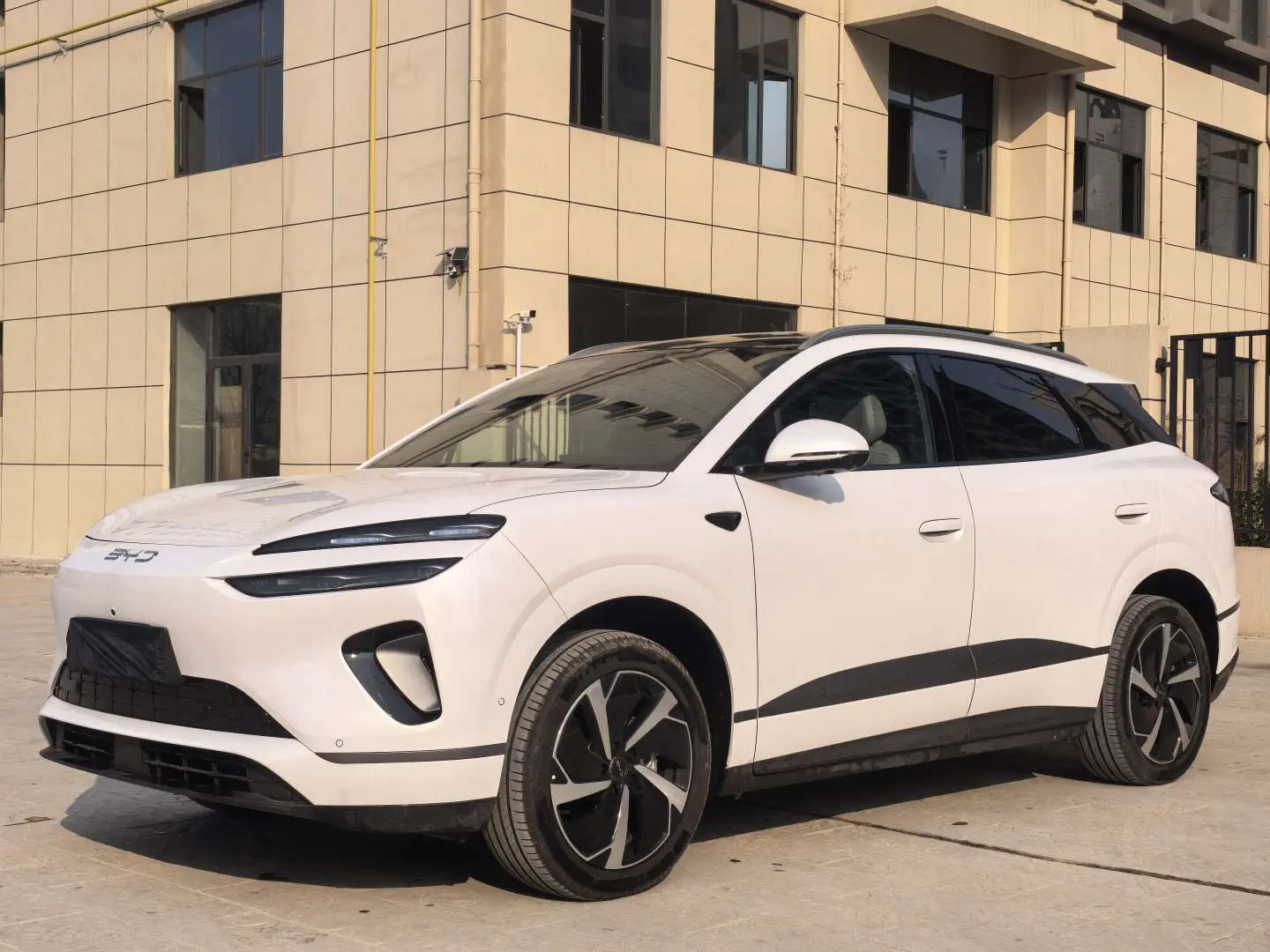 BYD Sea Lion 06EV  из Китая