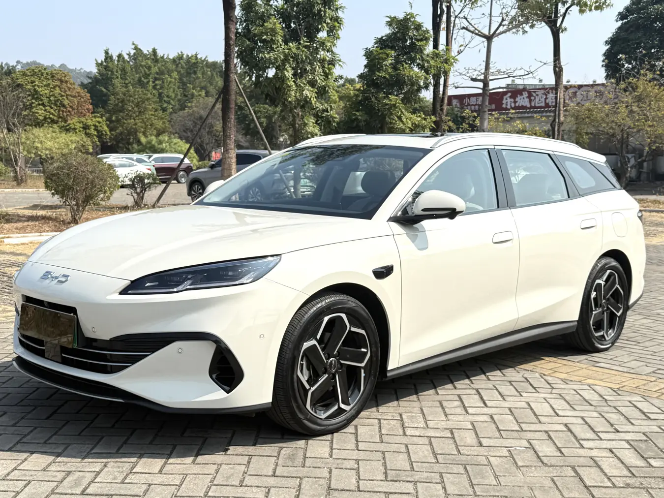 BYD Seal 06DM Travel Edition  из Китая