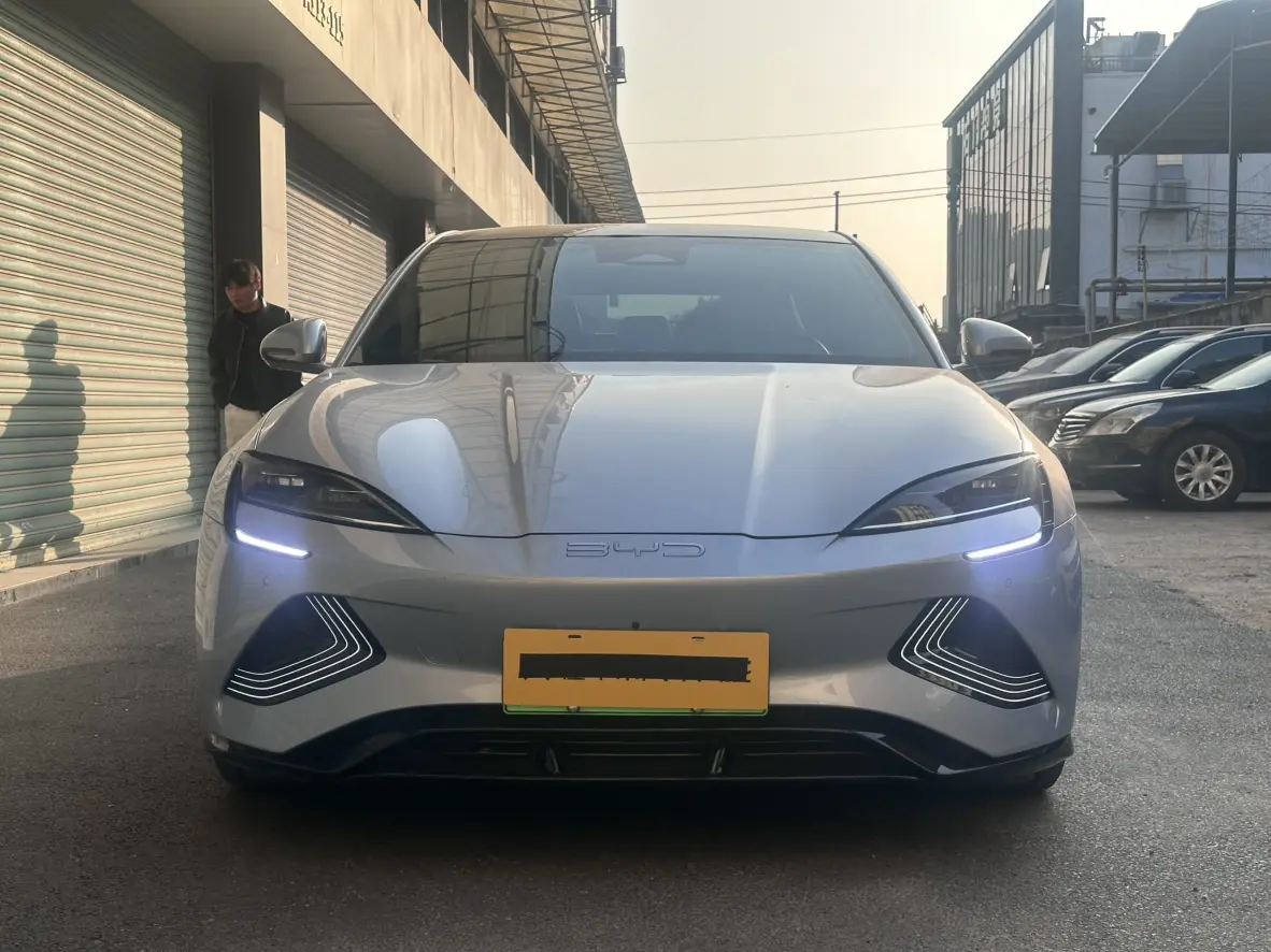 BYD Seal  из Китая