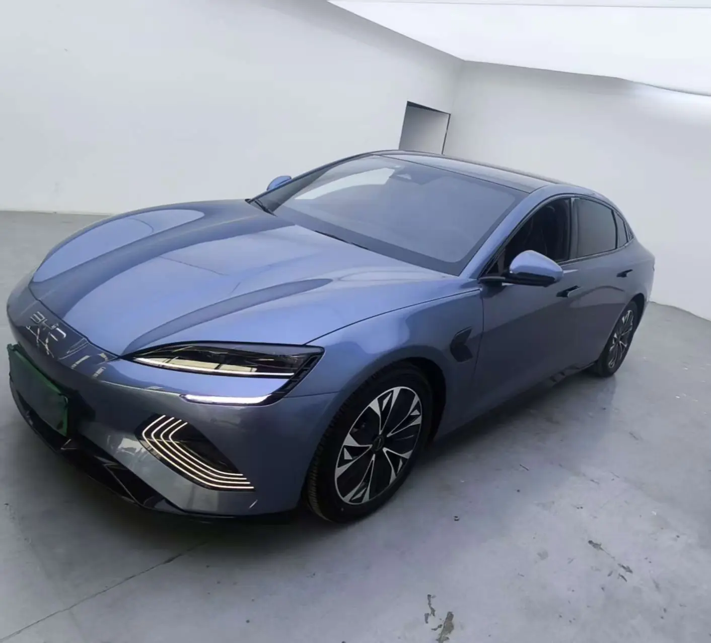 BYD Seal  из Китая