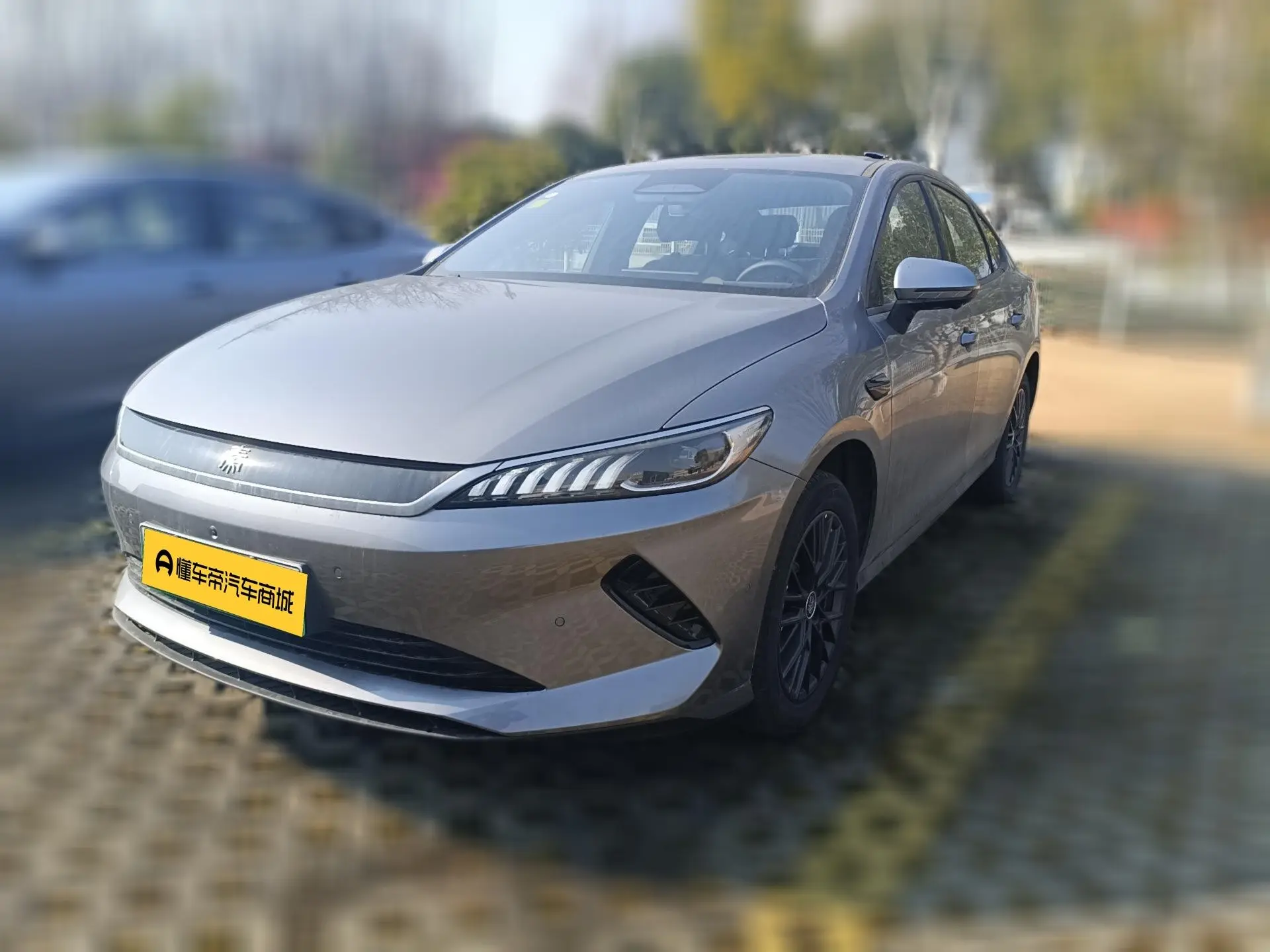 BYD Qin PLUS EV  из Китая