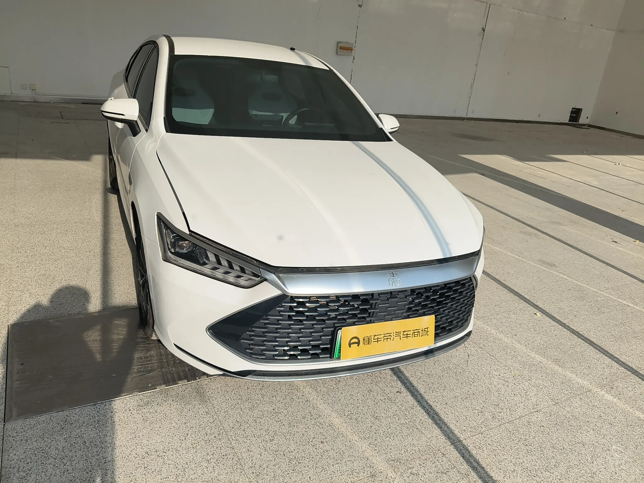 BYD Qin PLUS DM  из Китая