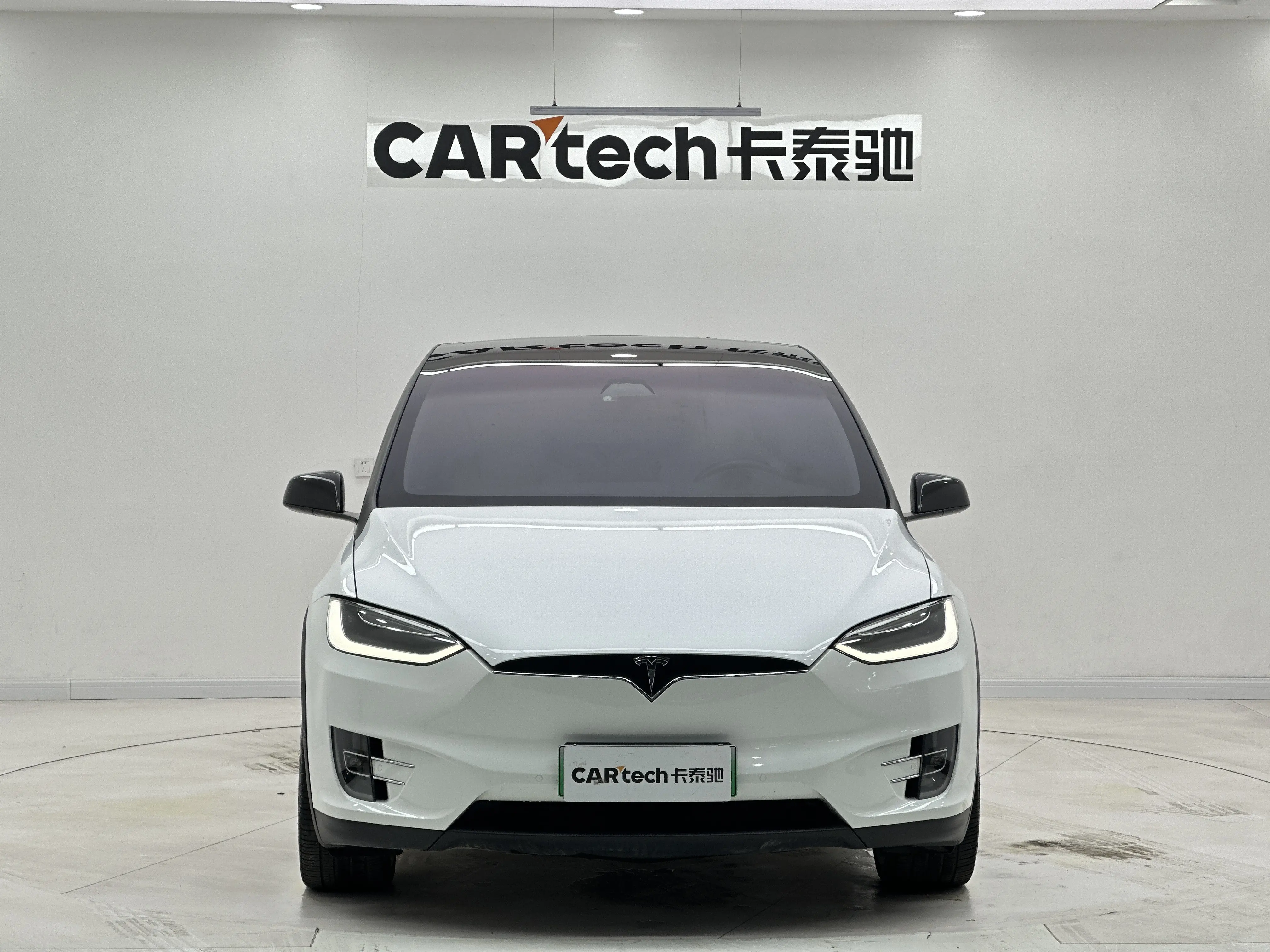 Tesla Model X  из Китая