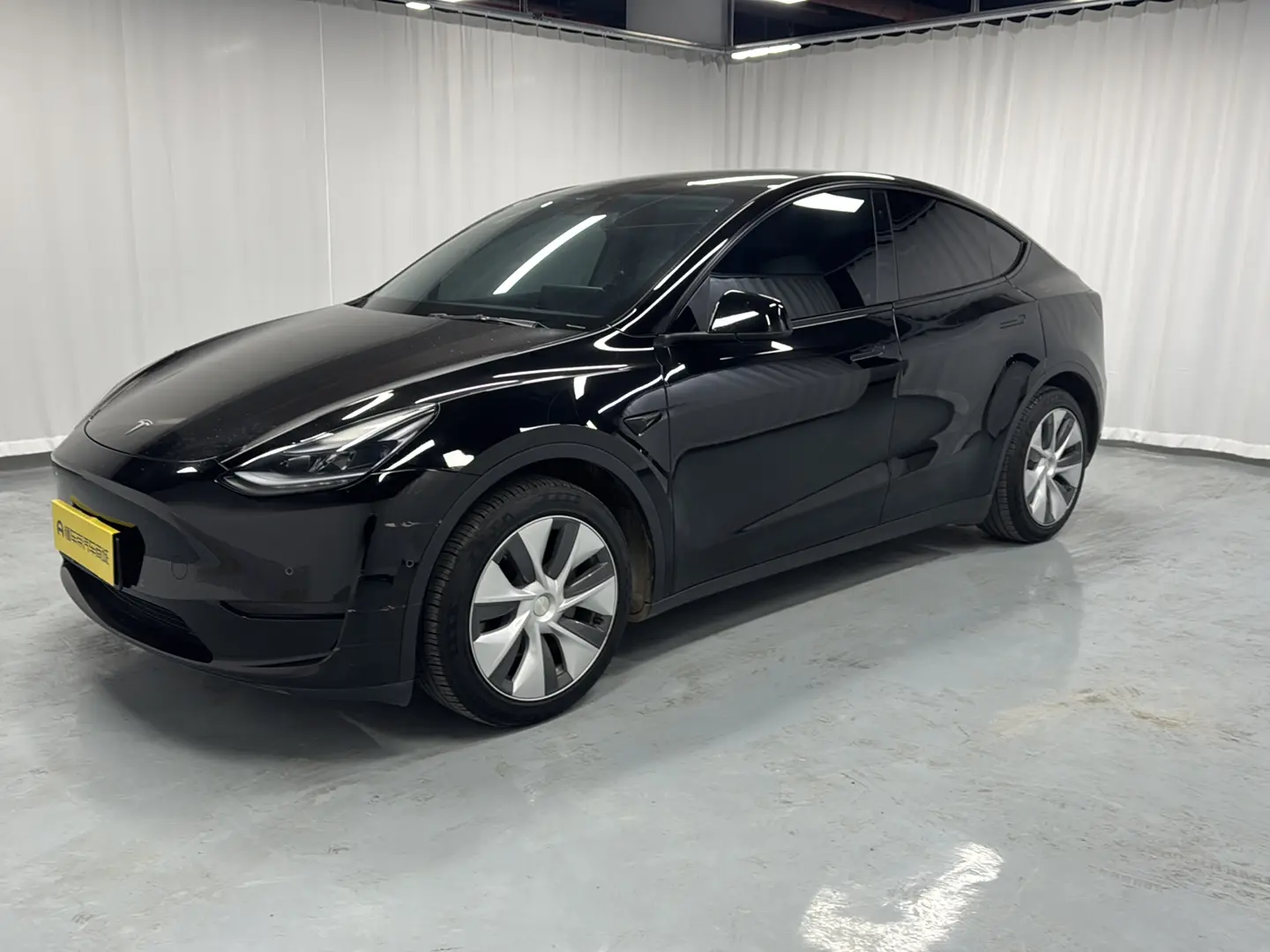 Tesla Model Y  из Китая