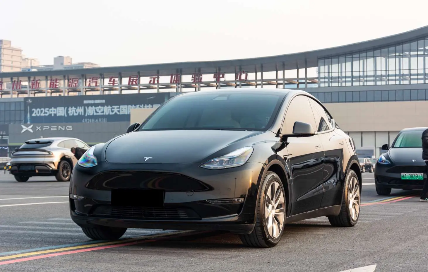 Tesla Model Y  из Китая