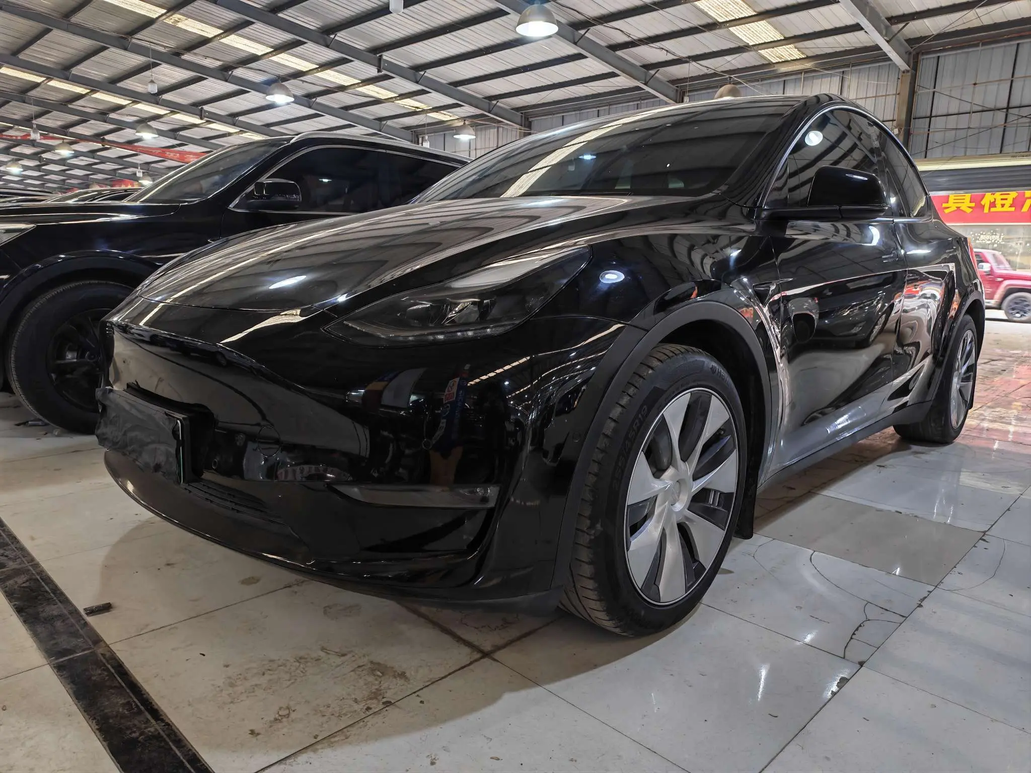 Tesla Model Y  из Китая
