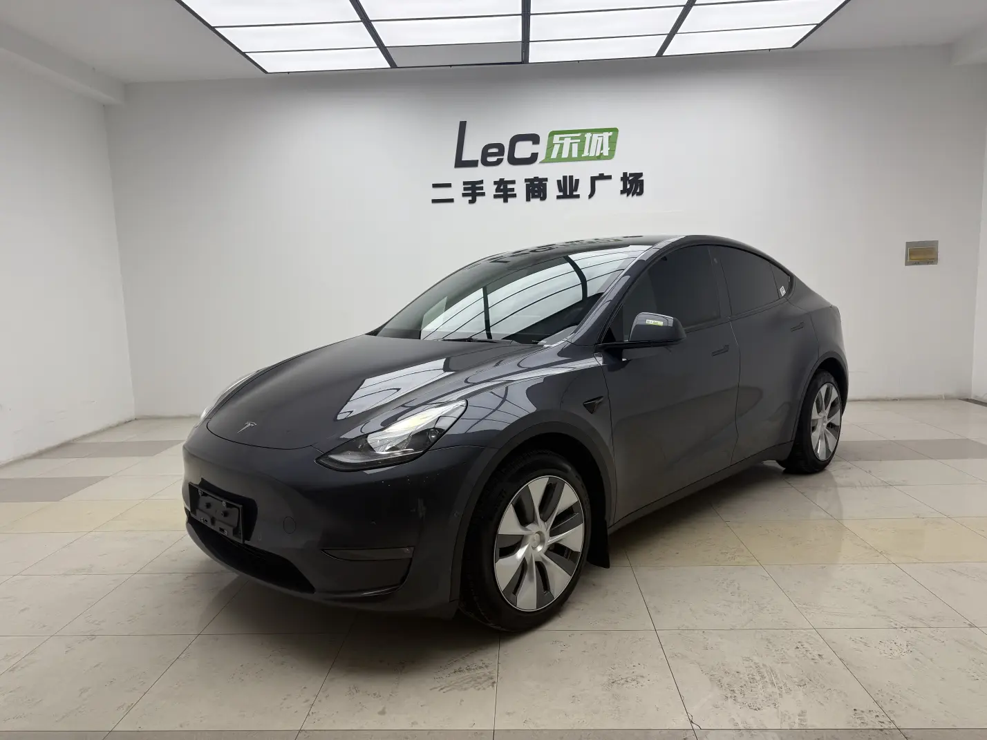 Tesla Model Y  из Китая