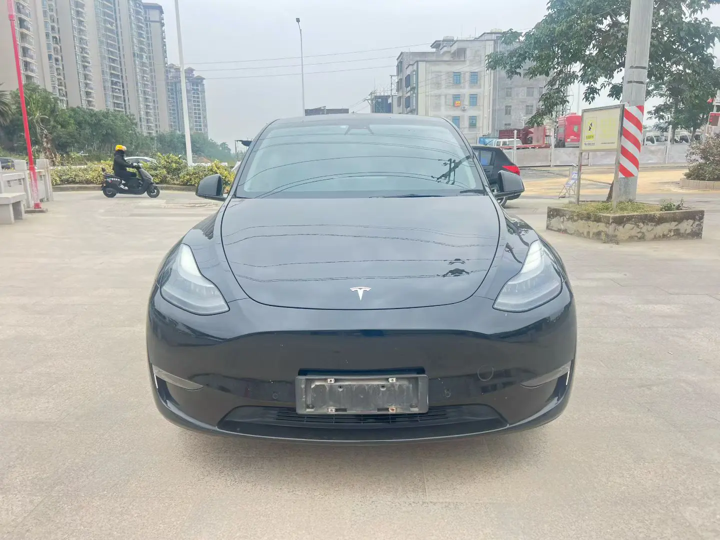 Tesla Model Y  из Китая