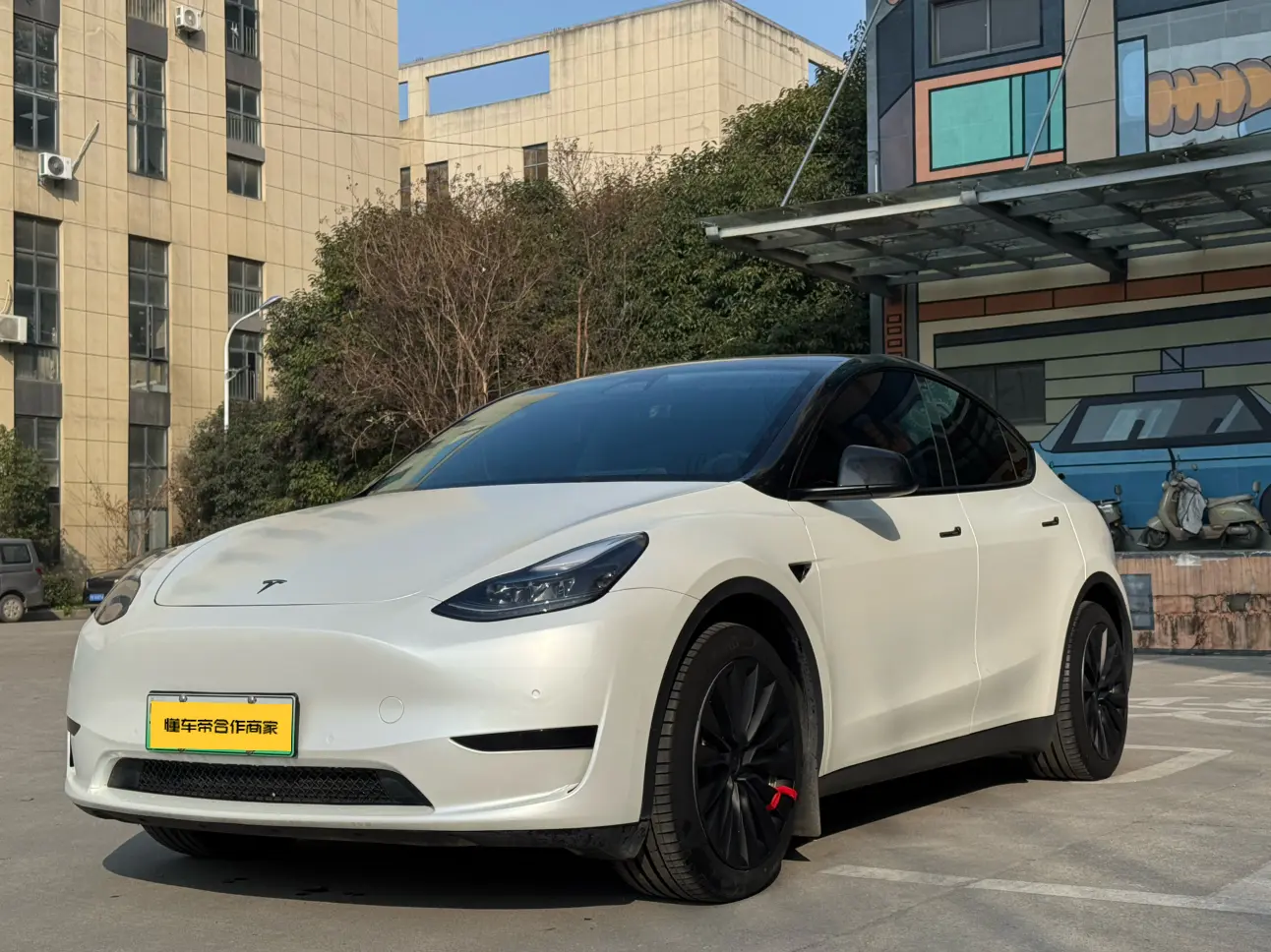 Tesla Model Y  из Китая