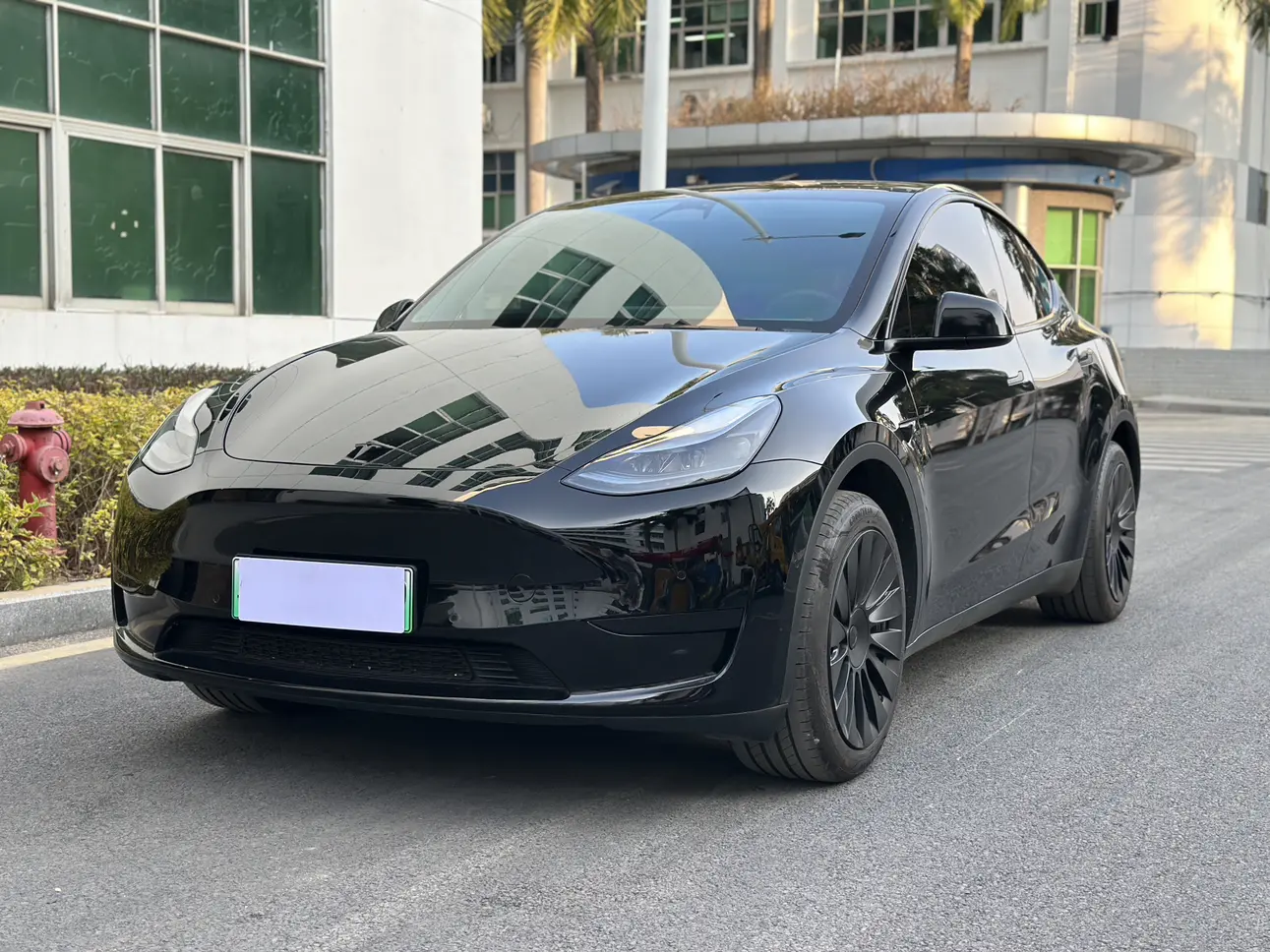 Tesla Model Y  из Китая