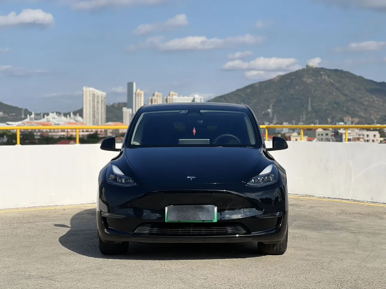 Tesla Model Y  из Китая