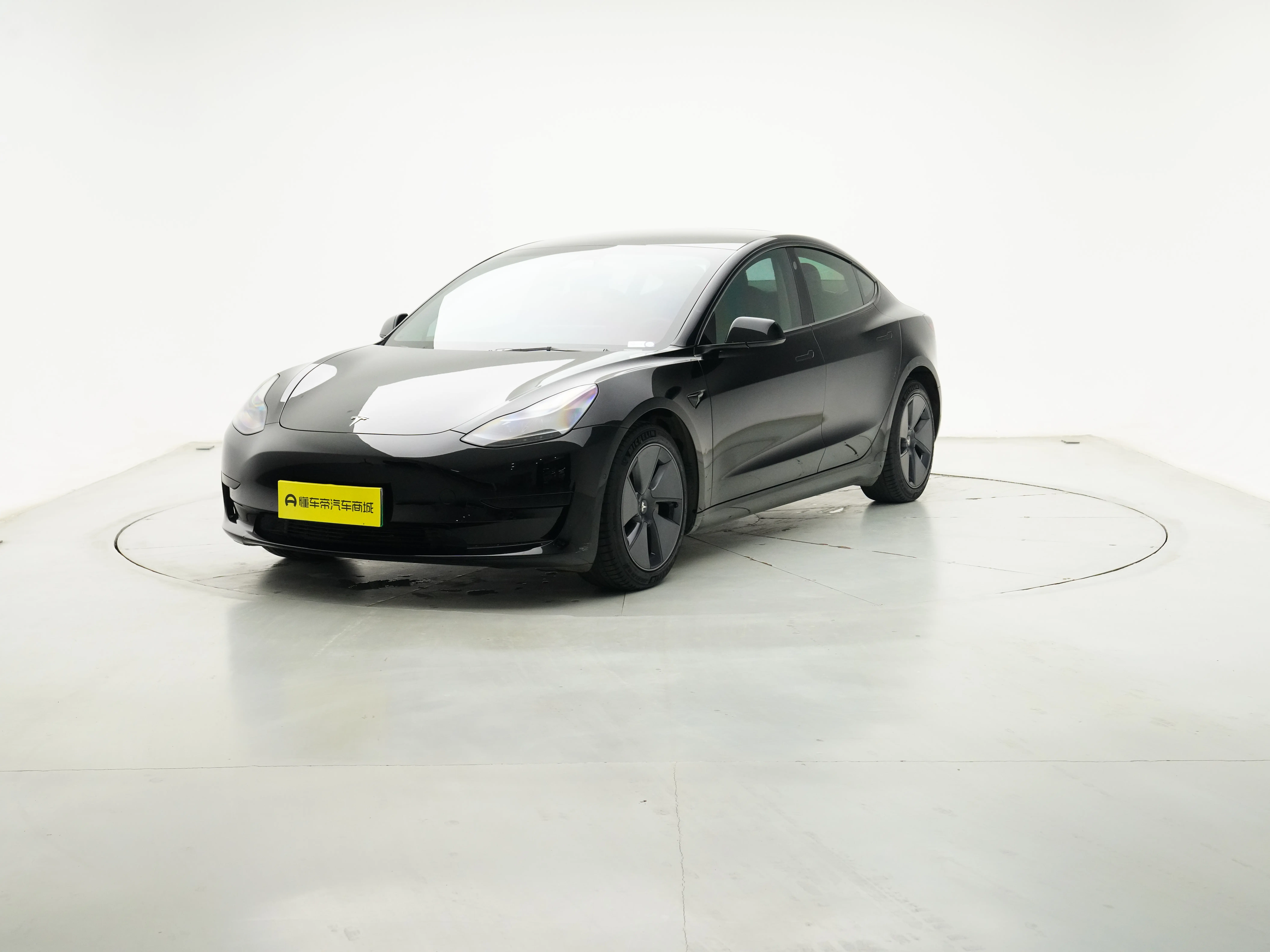 Tesla Model 3  из Китая