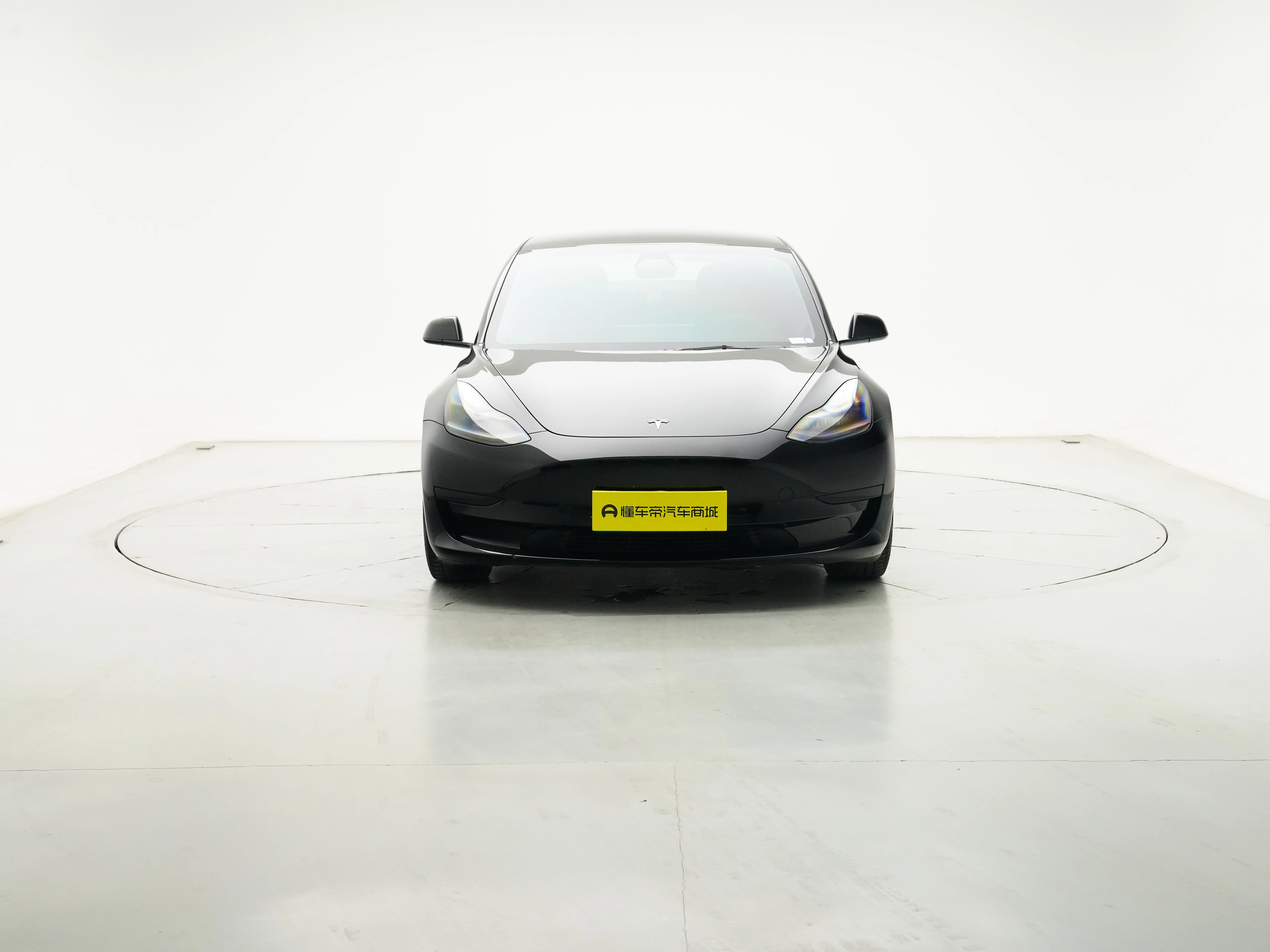 Tesla Model 3  из Китая