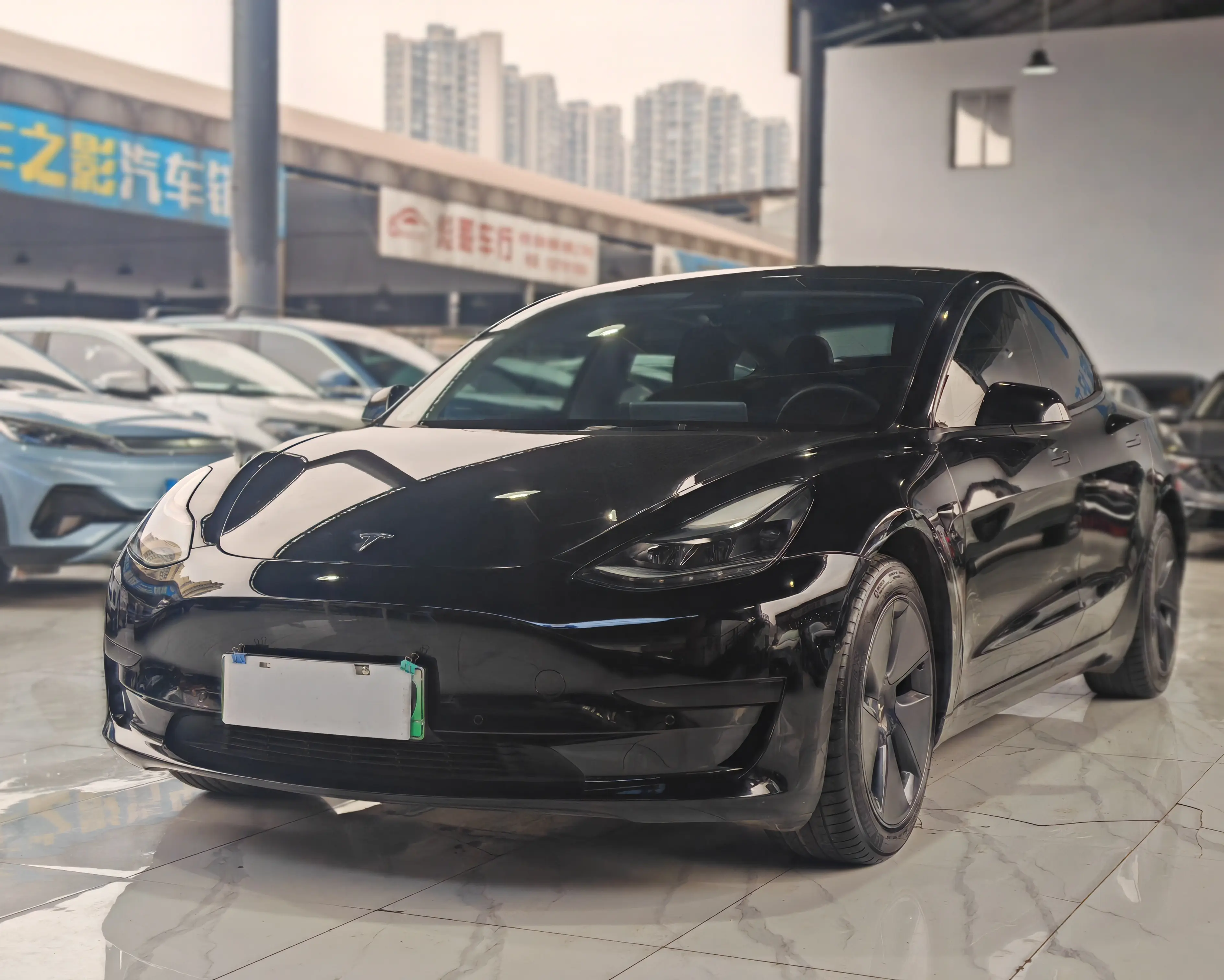 Tesla Model 3  из Китая