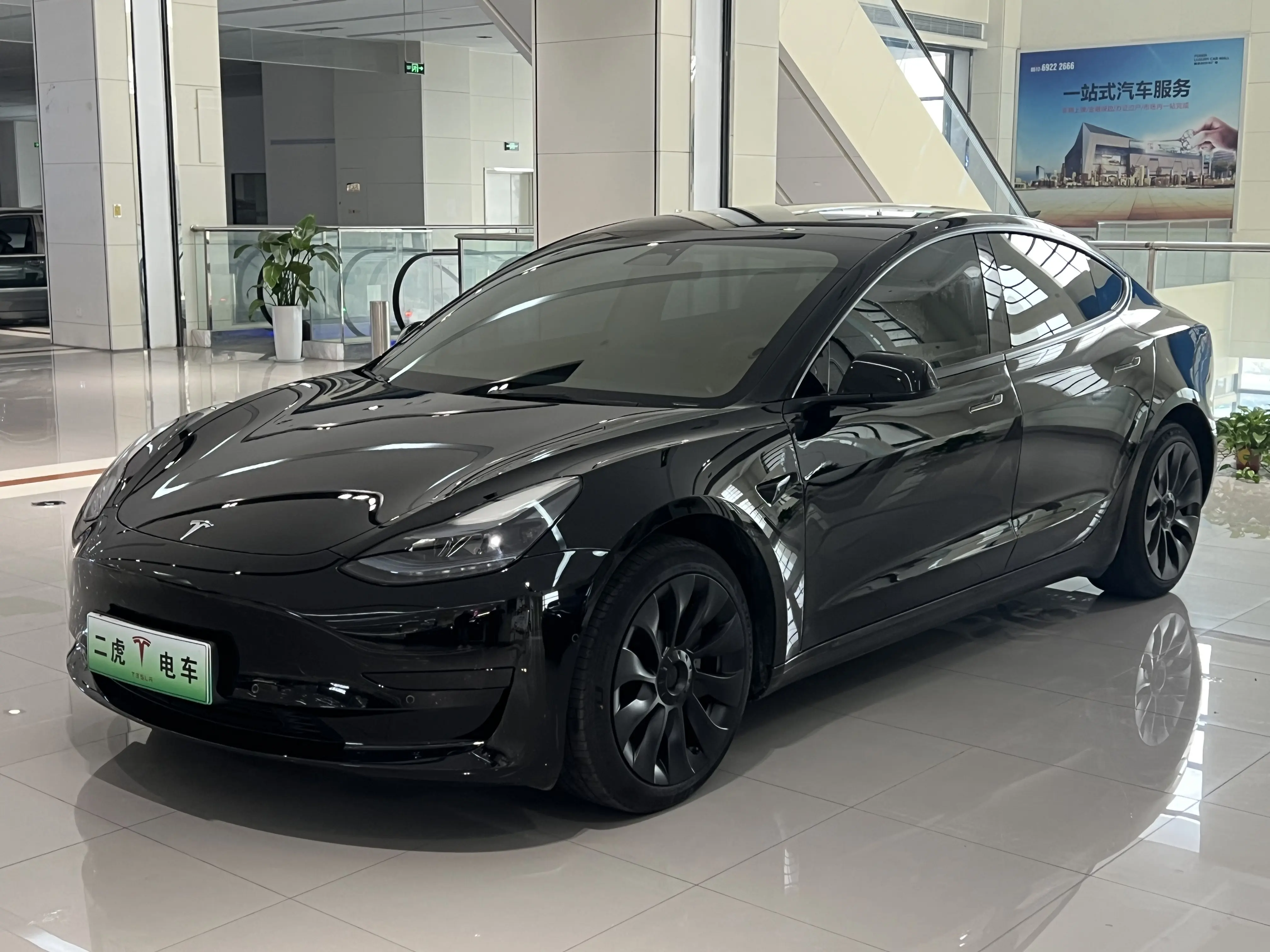 Tesla Model 3  из Китая