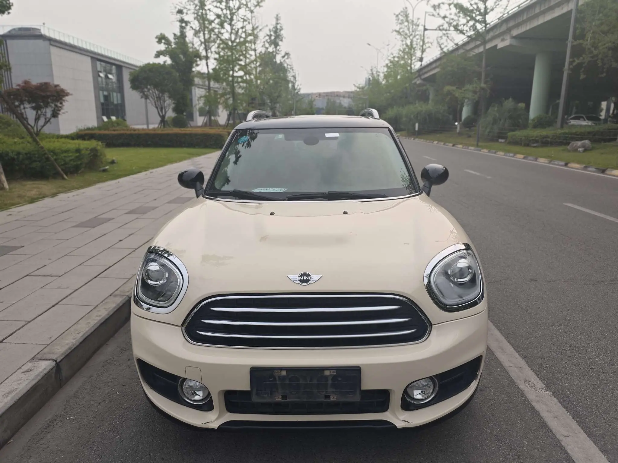 MINI COUNTRYMAN  из Китая