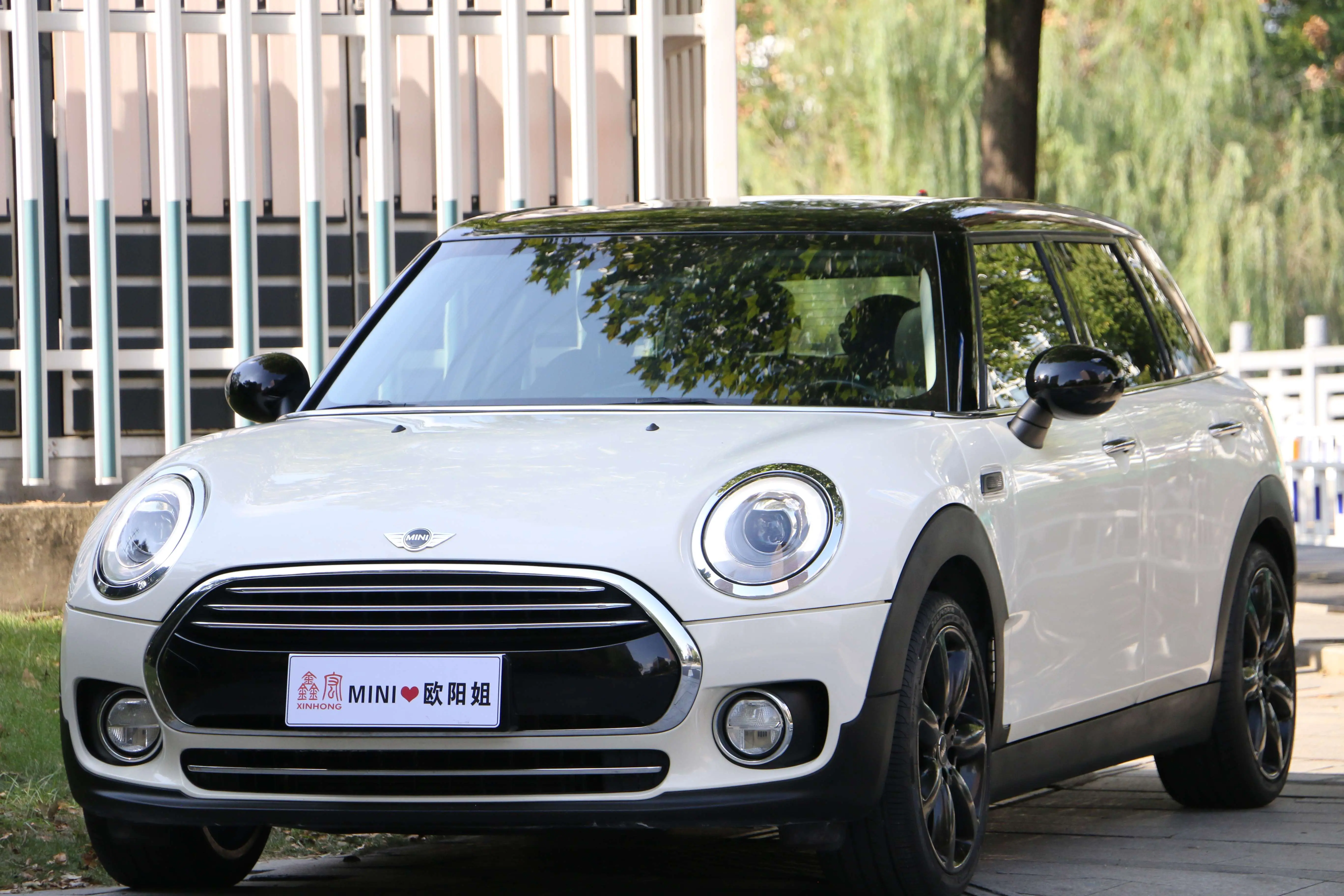 MINI CLUBMAN  из Китая