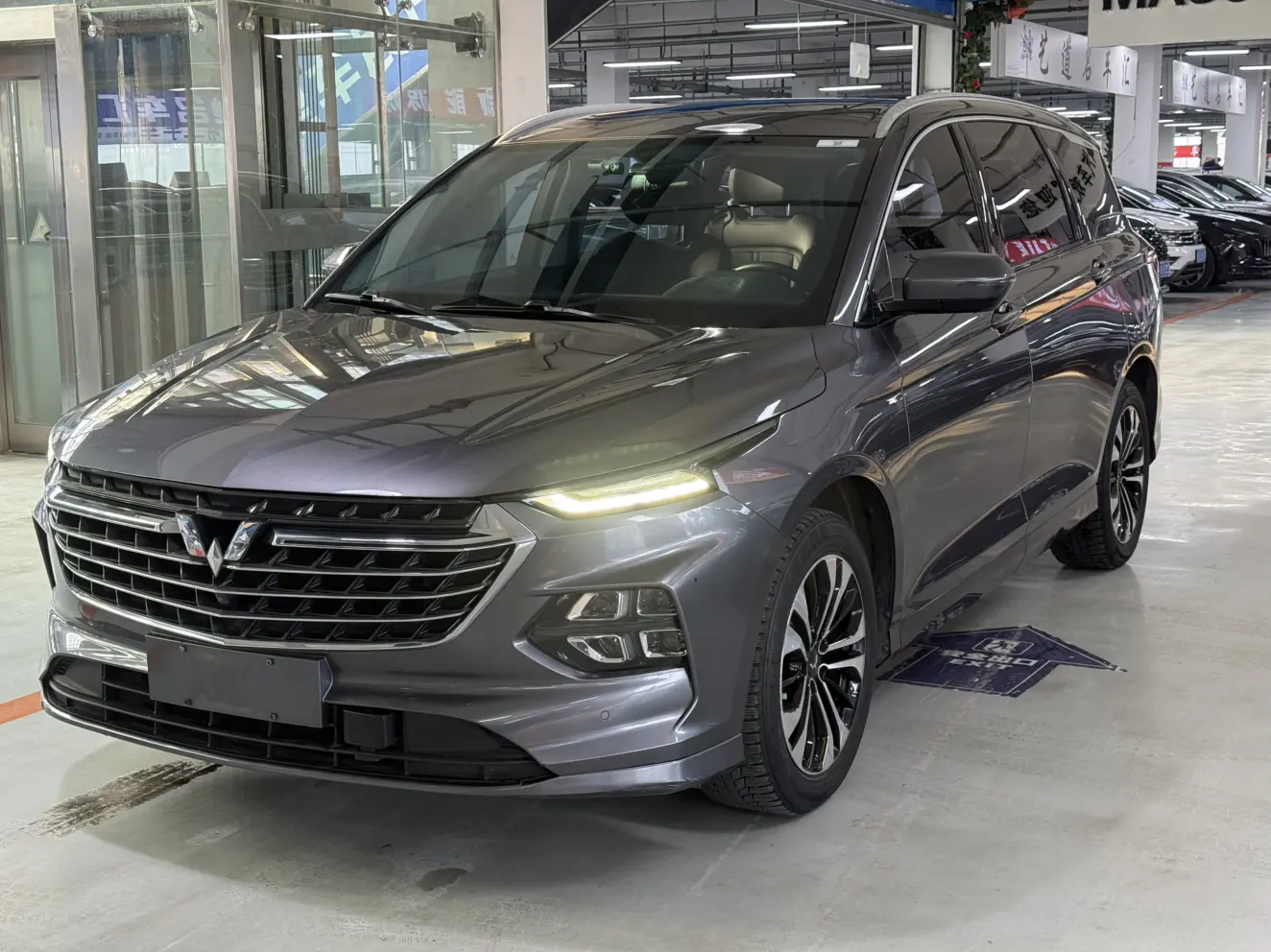 Wuling Capgemini Victory  из Китая