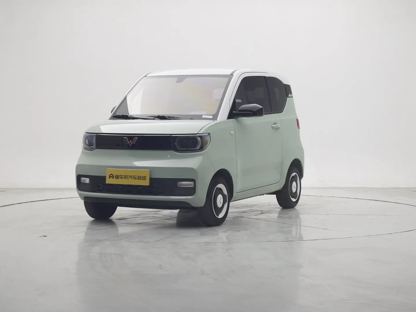 Wuling Hongguang MINIEV  из Китая