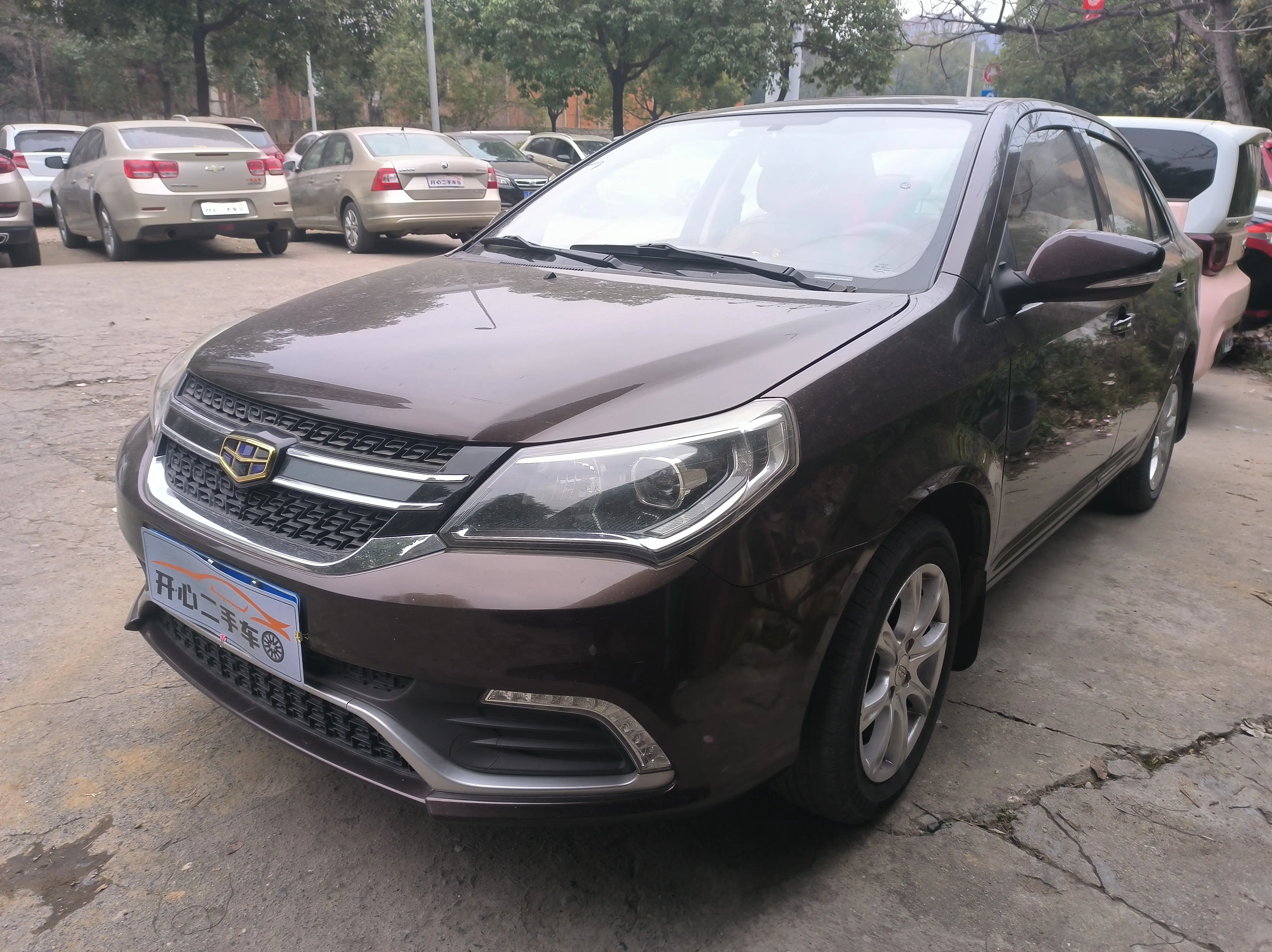 Geely King Kong  из Китая