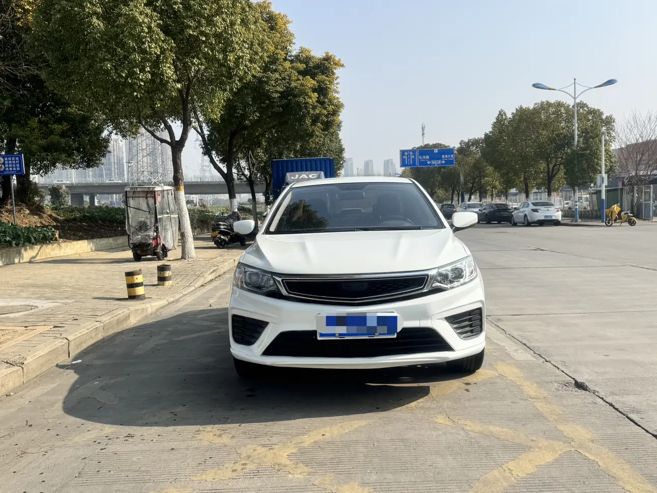 Geely Vision  из Китая