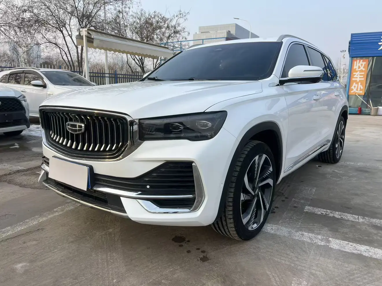 Geely Monjaro (Xingyue L)  из Китая
