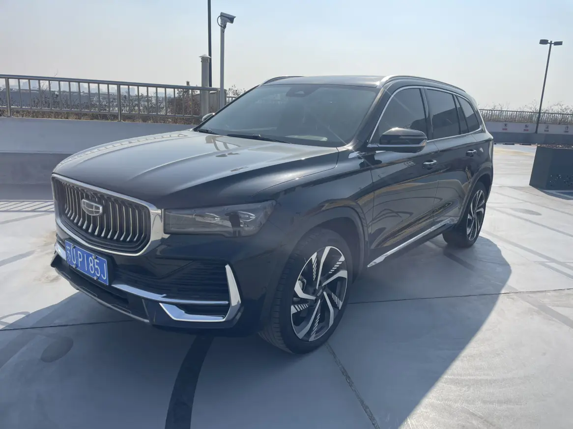 Geely Monjaro (Xingyue L)  из Китая