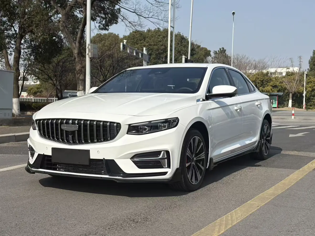 Geely Xing Rui  из Китая