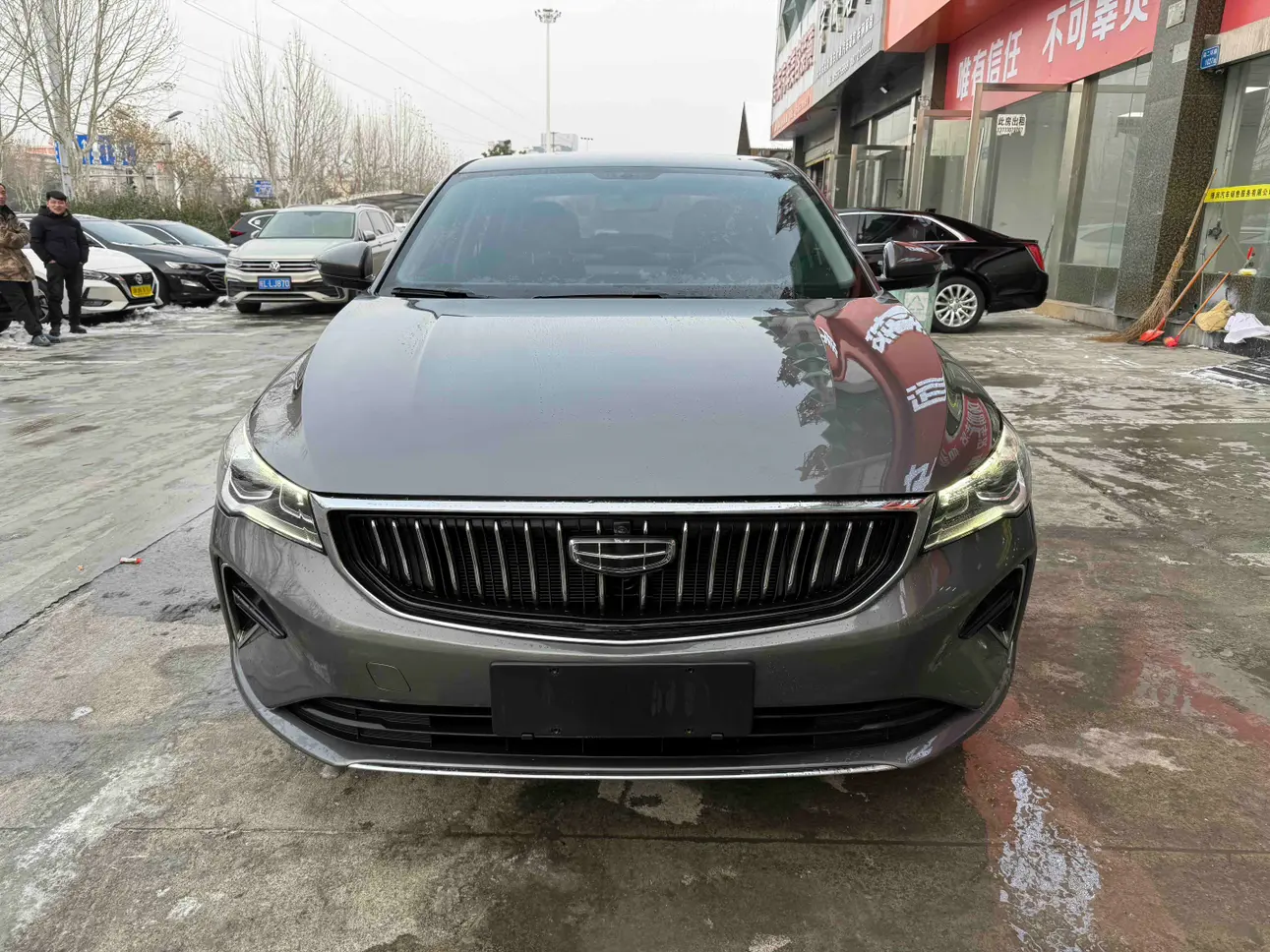 Geely Emgrand  из Китая