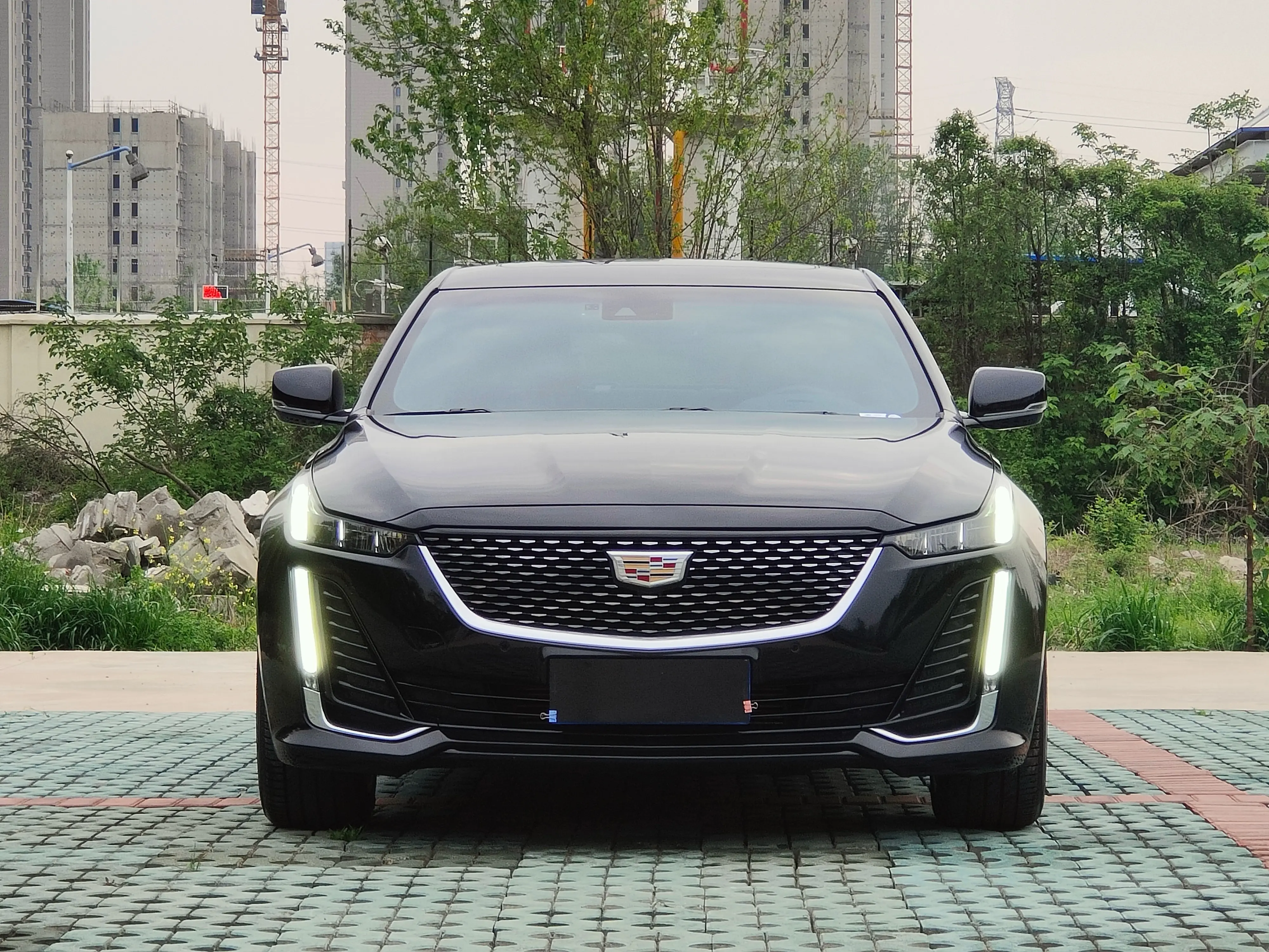 Cadillac CT5  из Китая