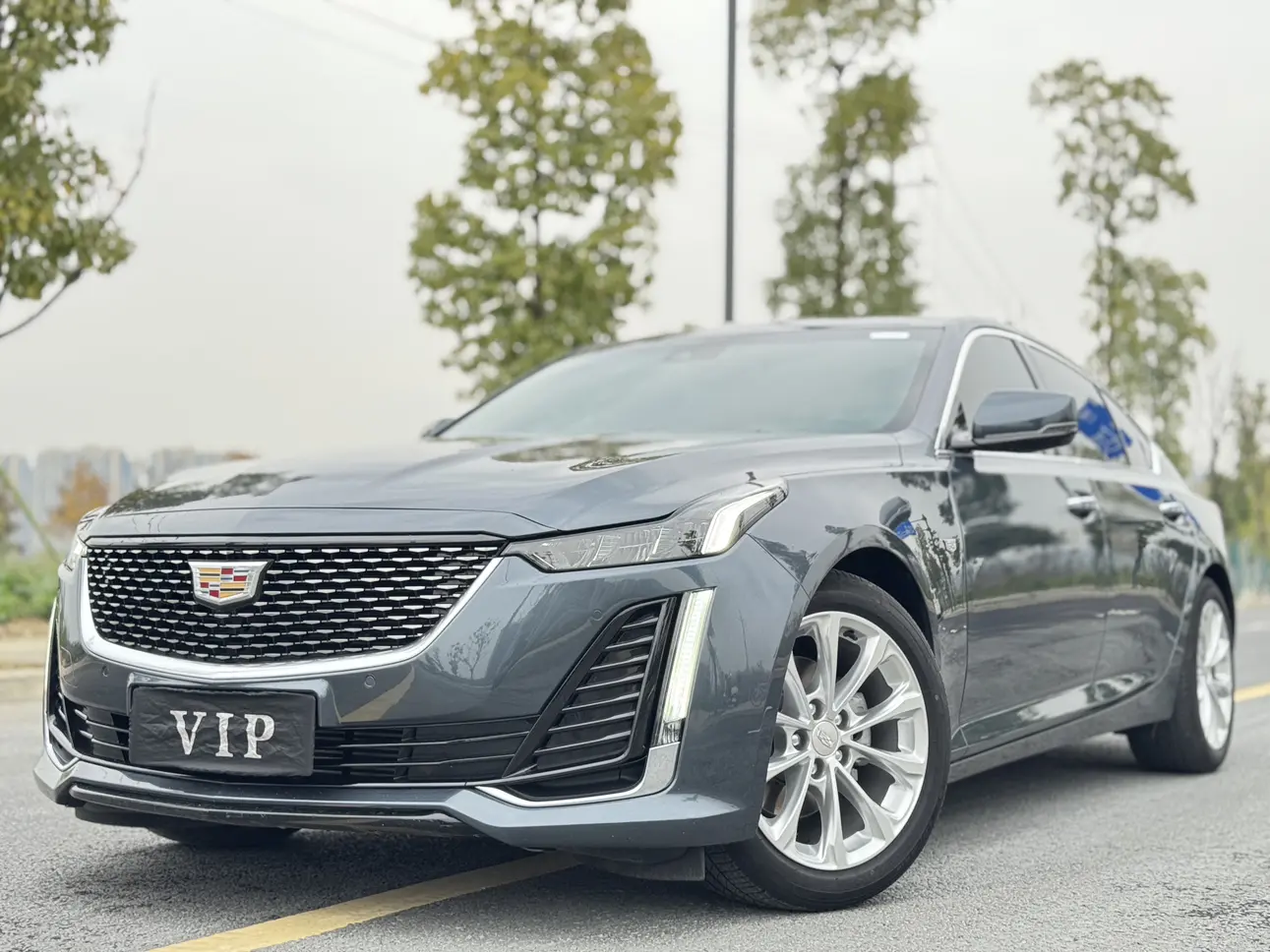 Cadillac CT5  из Китая