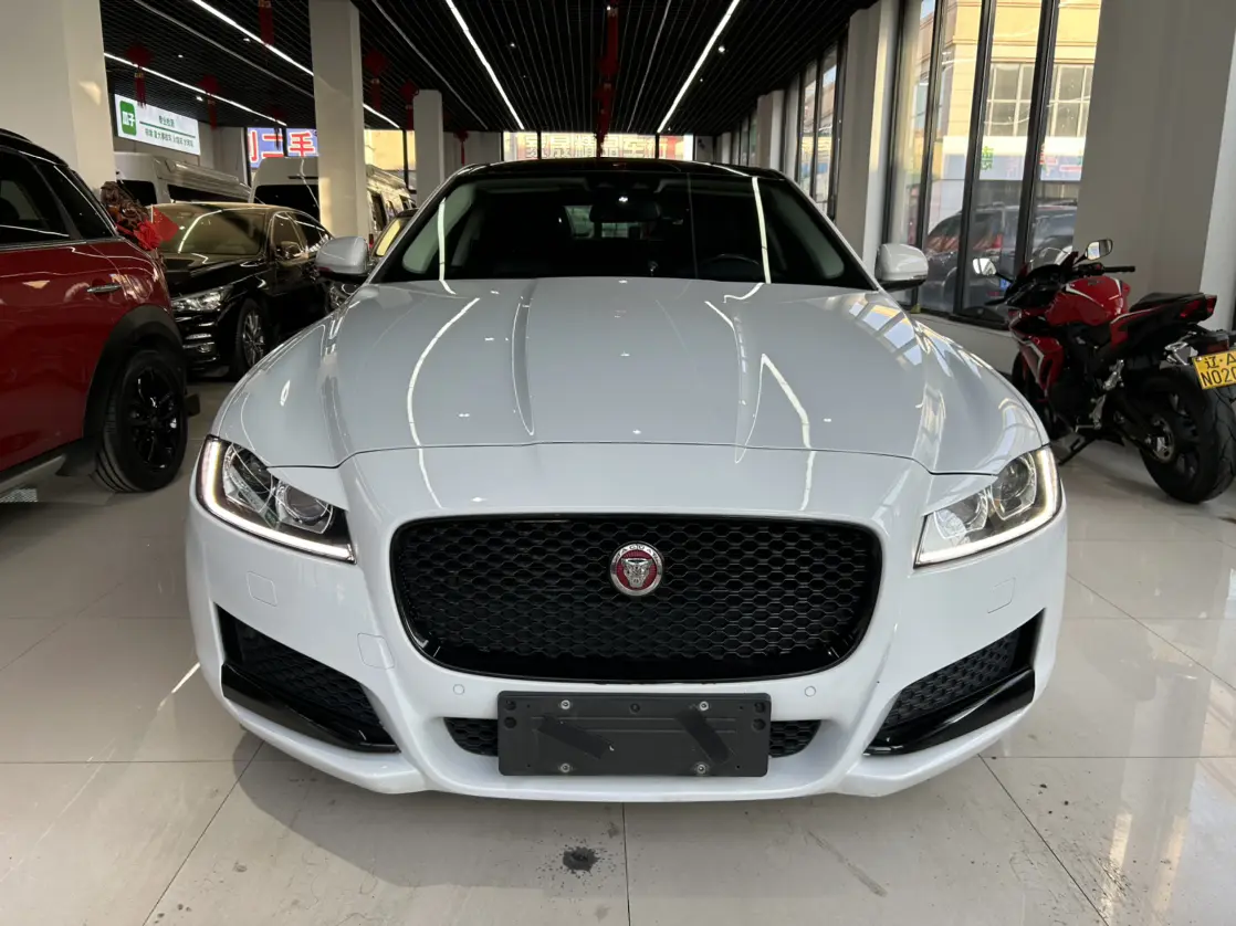 Jaguar XFL  из Китая