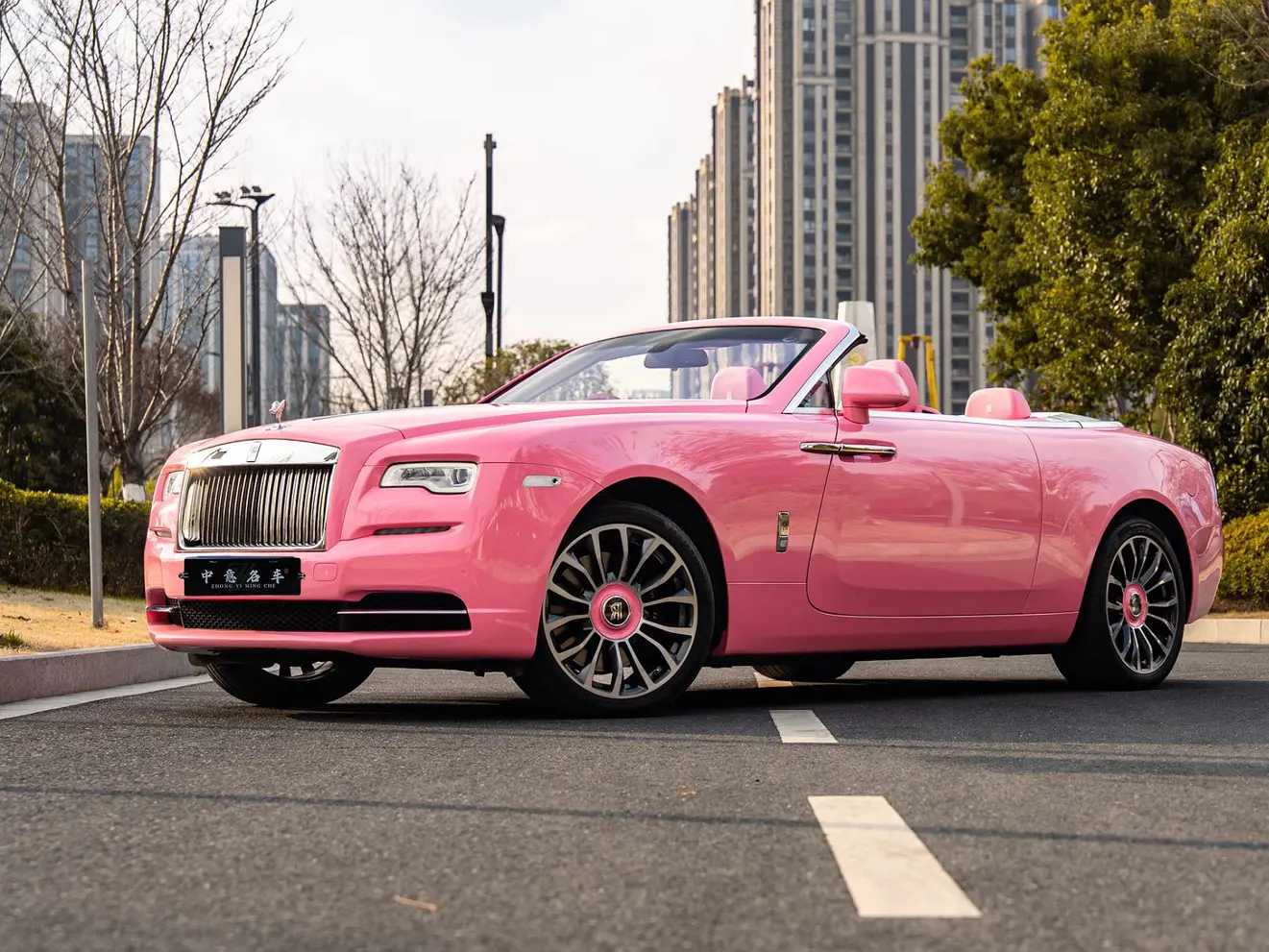 Rolls Royce Yao Ying  из Китая