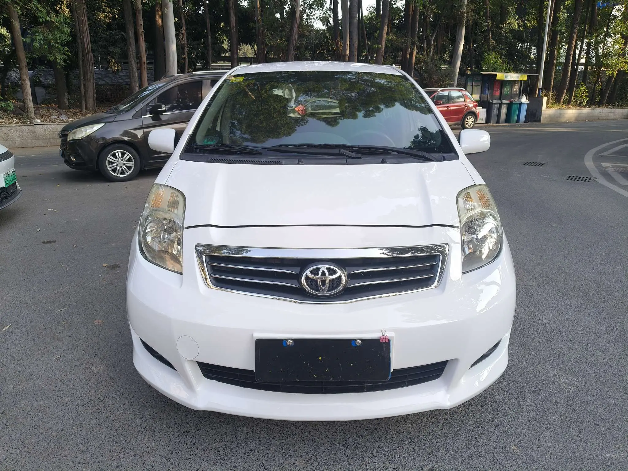 Toyota Yaris  из Китая