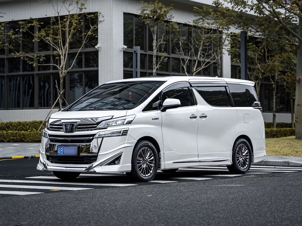 Toyota Crown Wellfire