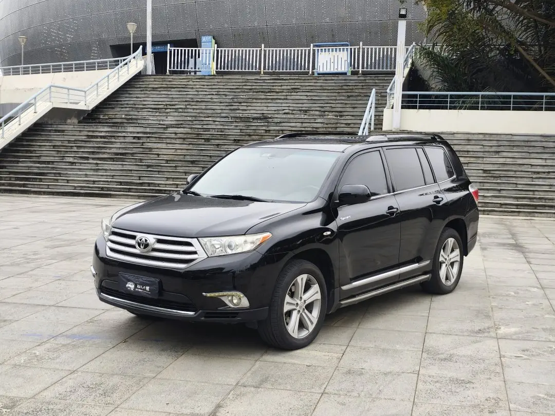 Toyota Highlander  из Китая