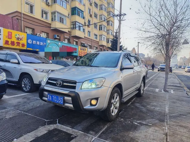 Toyota RAV4  из Китая
